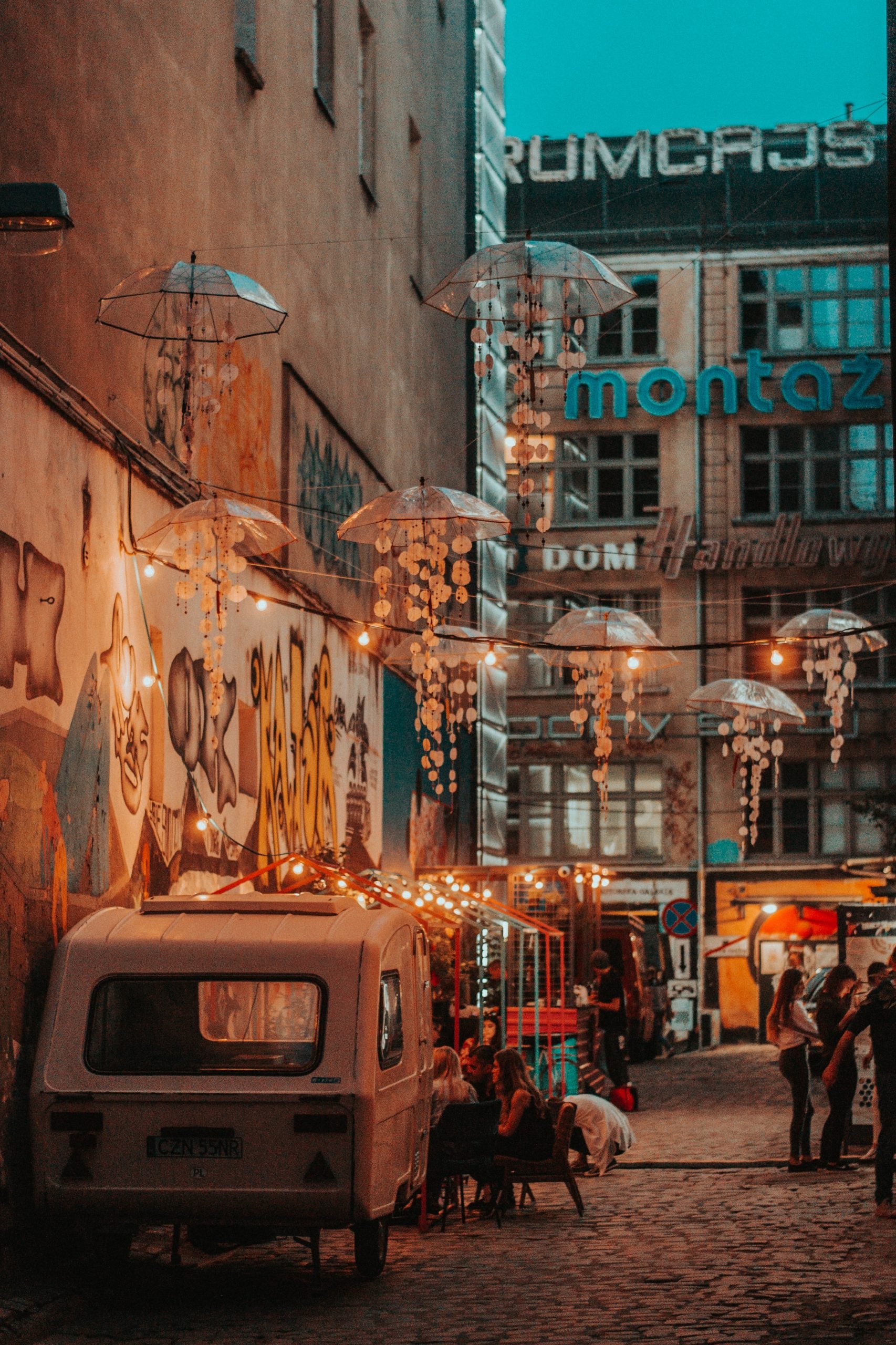 WHAT TO WEAR IN POLAND: OUR POLAND PACKING LIST AND WHAT TO PACK FOR POLAND 5 Neonside, Wrocław, Poland, What To Wear In Poland, Poland Packing List, What To Pack For Poland