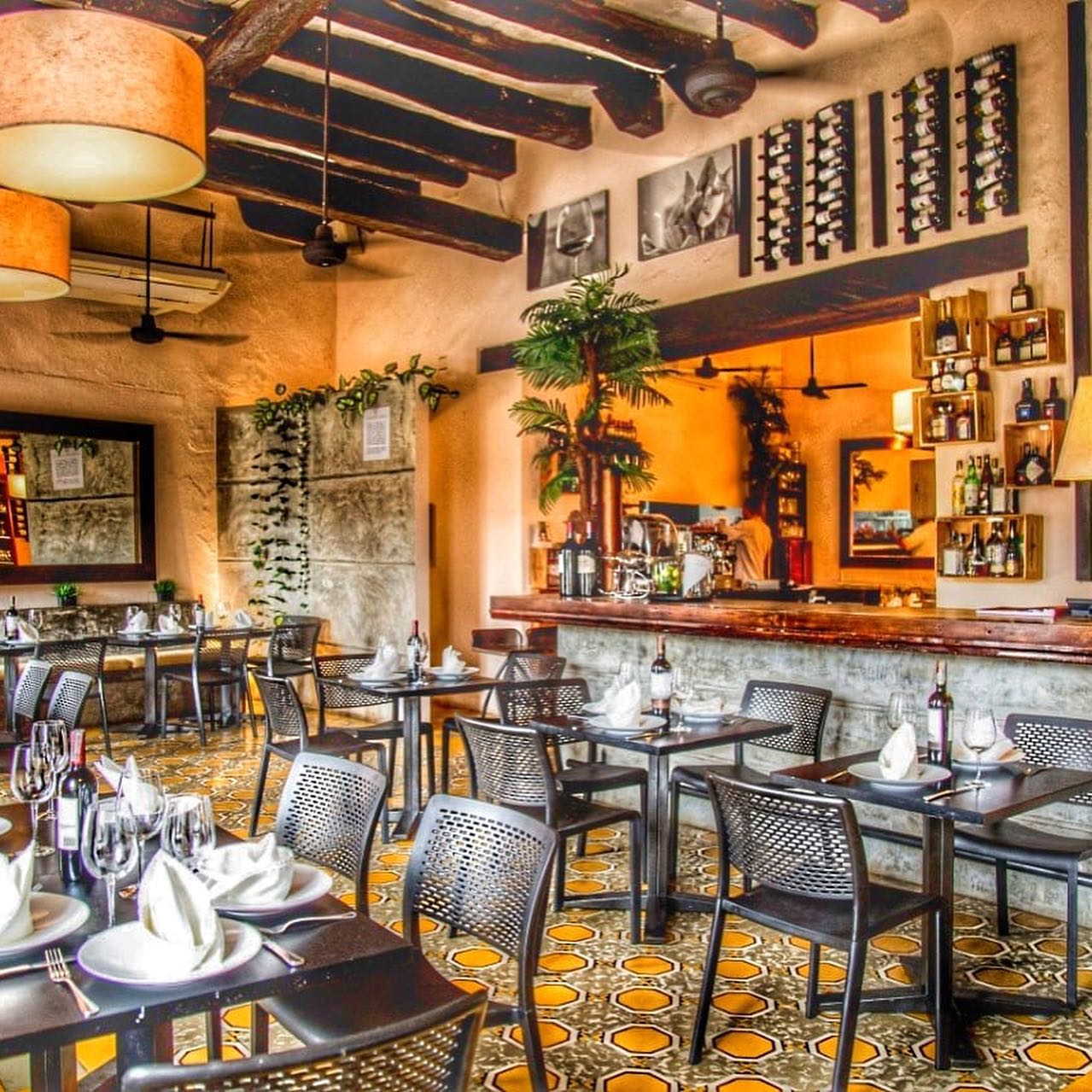 Cartagena Food - 30 Best Restaurants In Cartagena And Where To Eat 18 restaurants in cartagena, best restaurants in cartagena, where to eat in Cartagena, restaurants in cartagena colombia, restaurants cartagena, Cartagena food, best Cartagena restaurants, palosanto