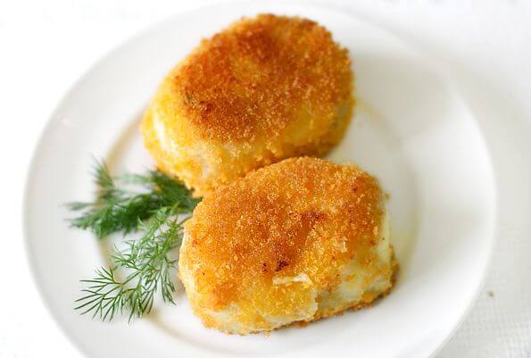 Best Ukrainian Food - 50 Best Ukrainian Dishes And Traditional Food In Ukraine To Try 16 Ukraine Food, Ukraine cuisine, Traditional Ukraine Food, food in Ukraine, Ukraine dishes, Ukrainian food, Ukrainian dishes, Ukrainian cuisine, potato zrazy