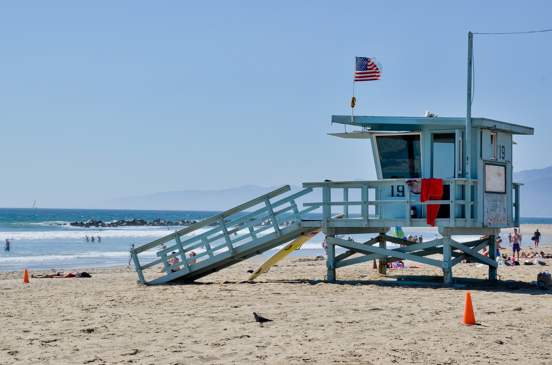 The World’s Most Overrated Beaches (And Why They Disappoint) 5 How To Get From Los Angeles Airport To Venice Beach And Santa Monica - All Possible Ways, cheapest way from Los Angeles airport to Venice Beach, cheapest way from Los Angeles airport to Santa Monica, Los Angeles to Santa Monica, Los Angeles airport to Venice Beach, Los Angeles airport to Venice Beach, Los Angeles Bus Airport Venice Beach