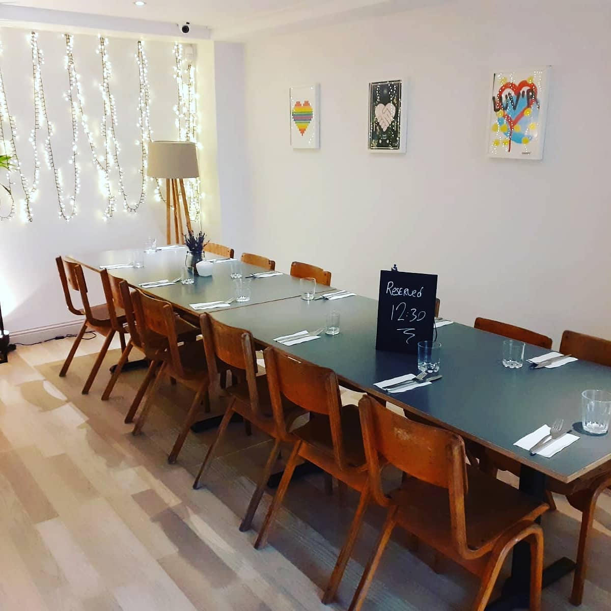 Dublin Food - 30 Best Restaurants in Dublin and Where to Eat 29 vegan restaurants in Dublin, vegetarian restaurants in Dublin, vegan in Dublin, vegetarian in Dublin, happy food