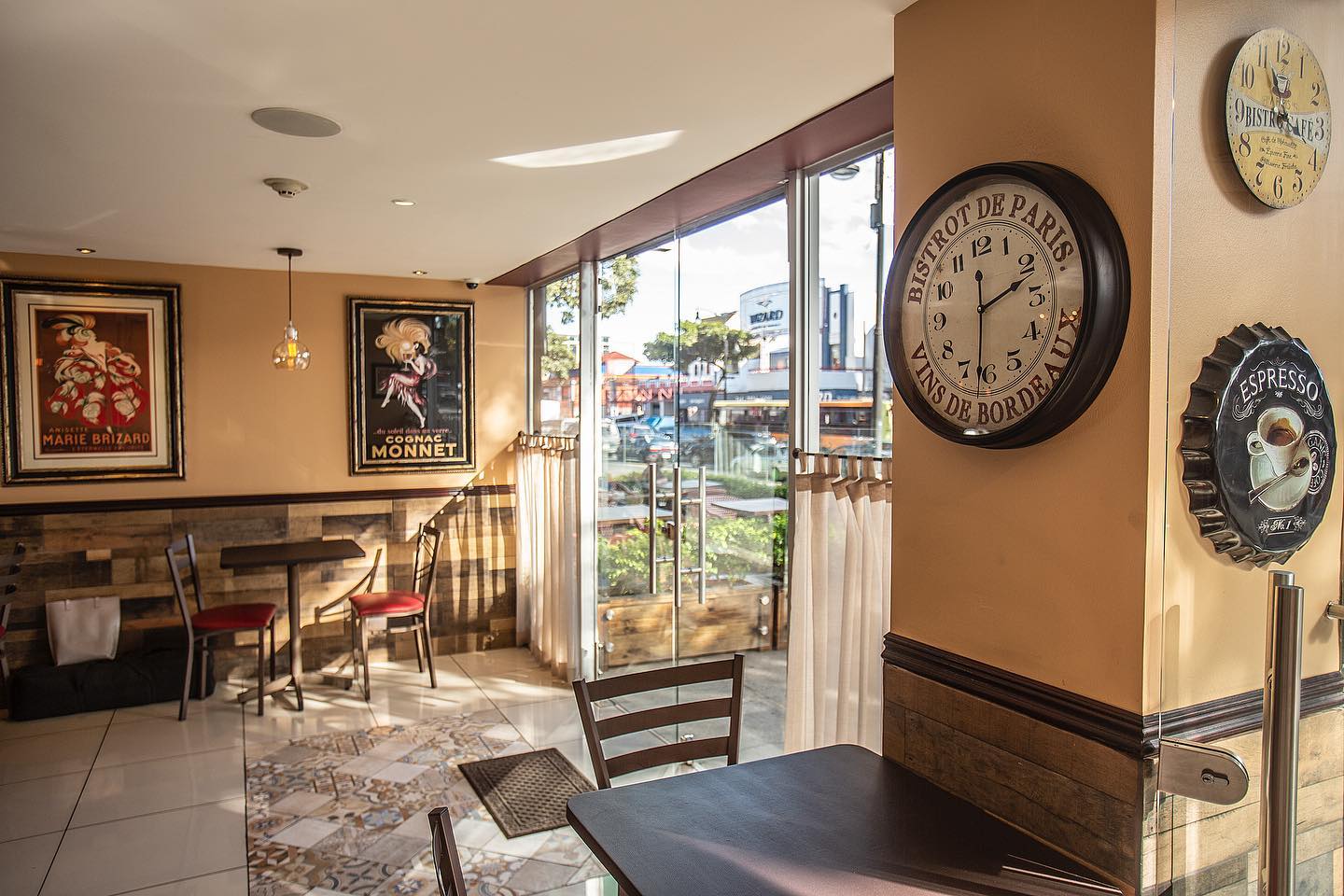 Restaurants in san José costa rica, best restaurants in san José costa rica, where to eat in san José costa rica, restaurants san José costa rica, san José costa rica food, best san José costa rica restaurants, le bistrot de paris