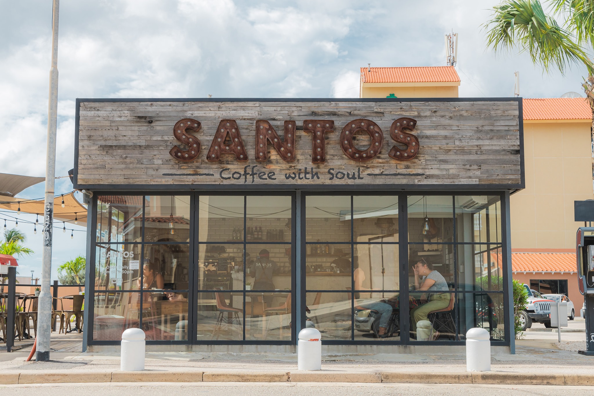 Restaurants in Oranjestad, best restaurants in Oranjestad, where to eat in Oranjestad, restaurants Oranjestad, Oranjestad food, best Oranjestad restaurants, vegan restaurants in Oranjestad, vegetarian restaurants in Oranjestad, vegan in Oranjestad, vegetarian in Oranjestad,
