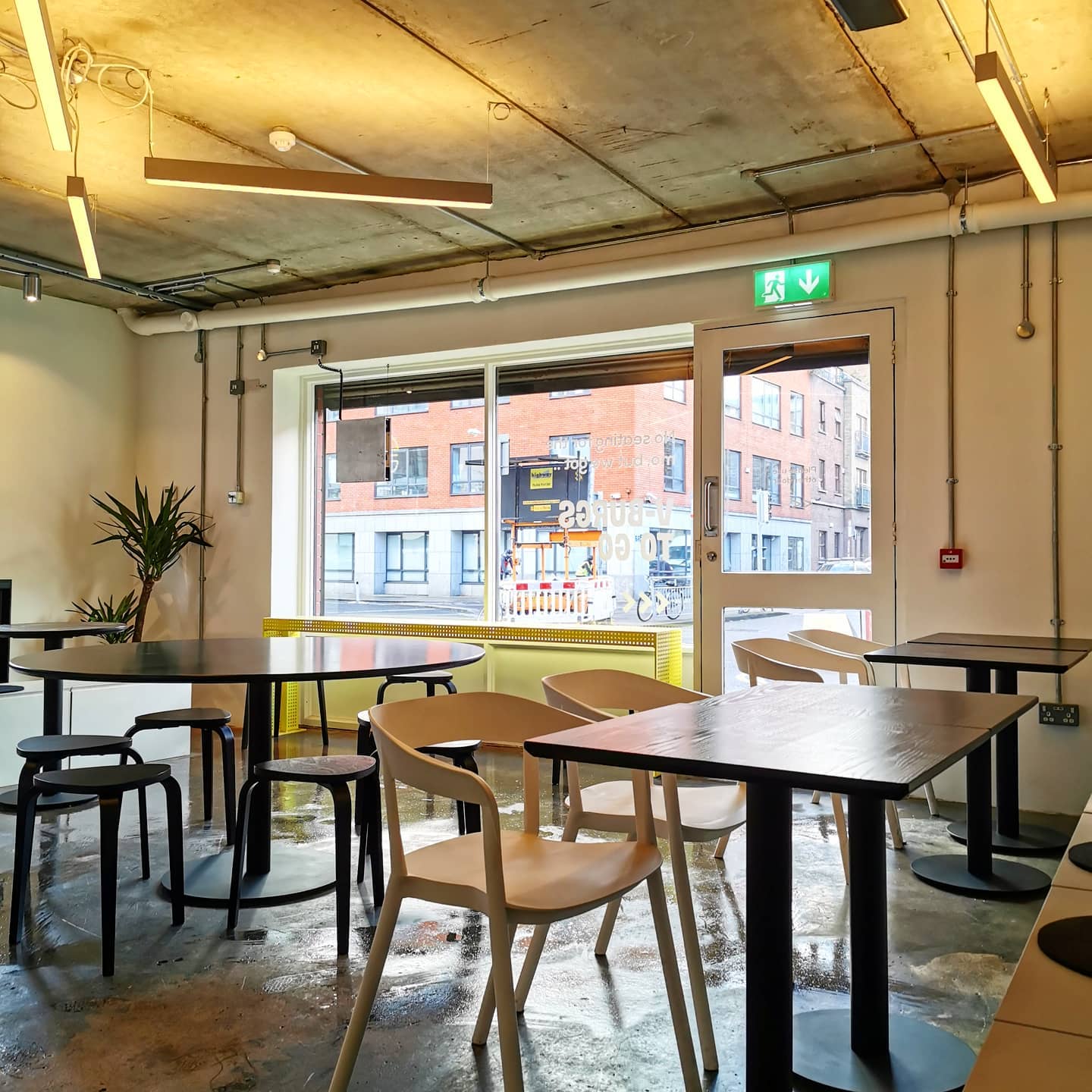 Dublin Food - 30 Best Restaurants in Dublin and Where to Eat 27 vegan restaurants in Dublin, vegetarian restaurants in Dublin, vegan in Dublin, vegetarian in Dublin, v-face