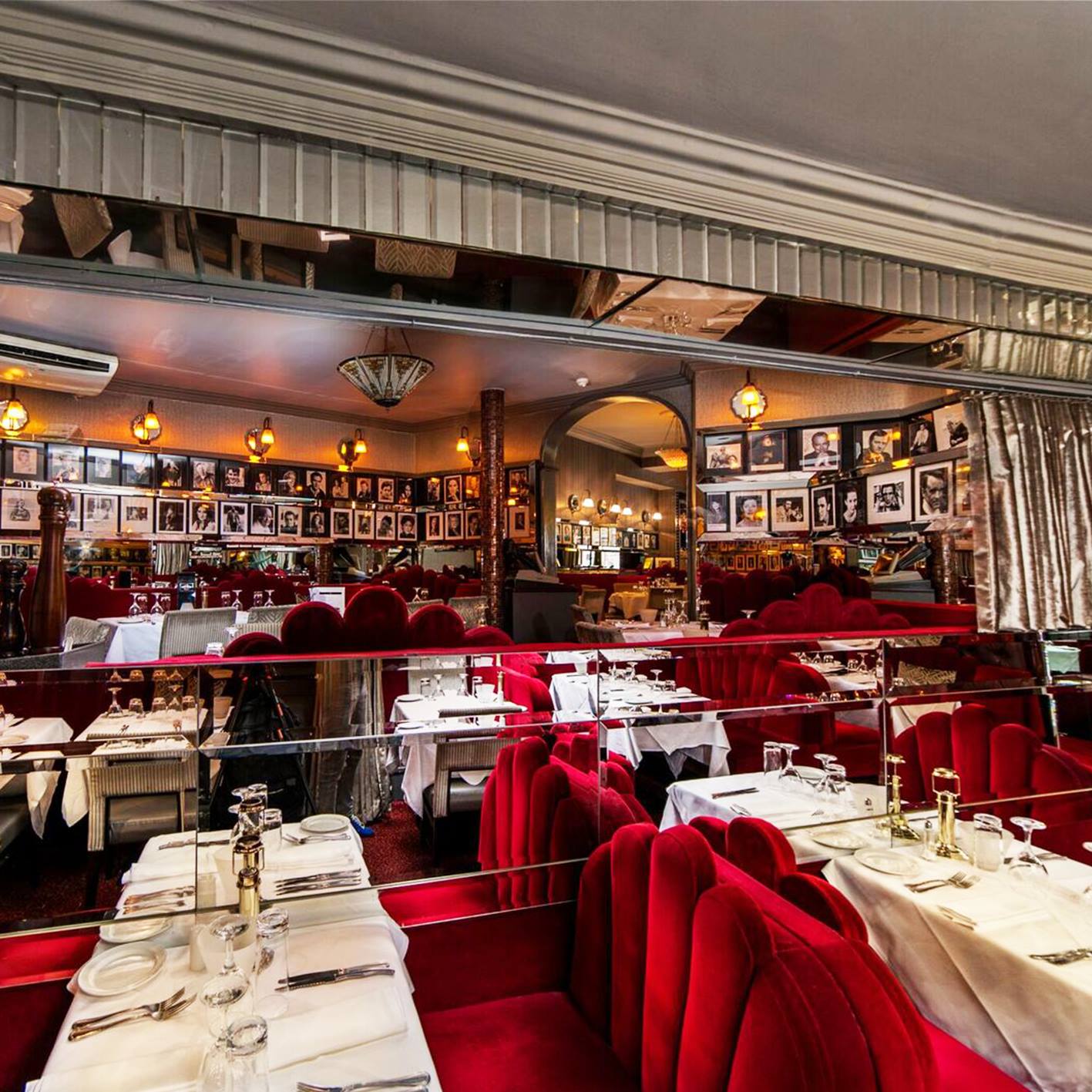 Dublin Food - 30 Best Restaurants in Dublin and Where to Eat 20 Restaurants in Dublin, best restaurants in Dublin, restaurants Dublin, Dublin restaurants, where to eat in Dublin, Dublin food, trocadero restaurant