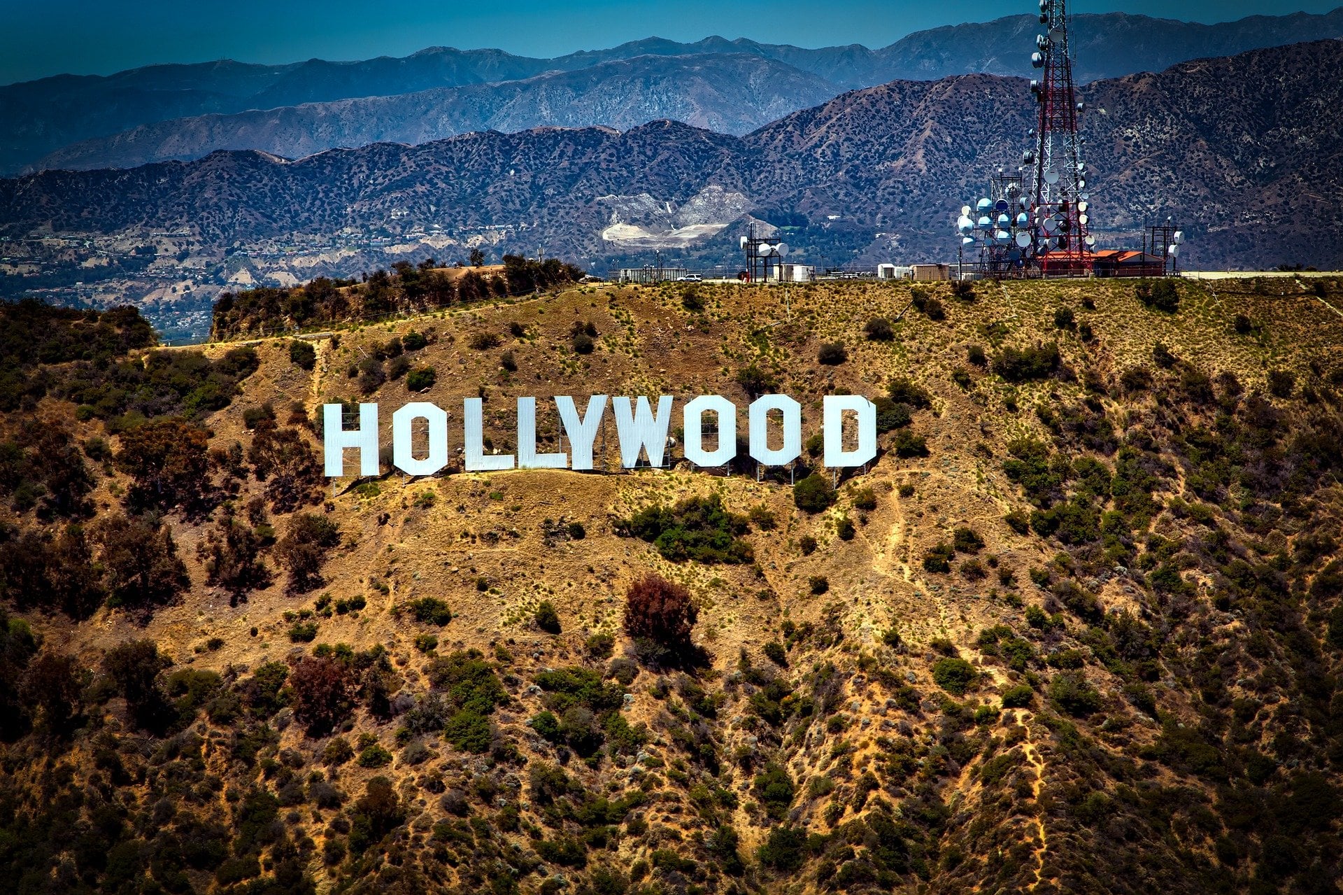 How To Get From Burbank Airport To Hollywood - All Possible Ways, cheapest way from Burbank airport to Hollywood, Burbank airport to Hollywood, Burbank Airport Bus, Bus Burbank Airport to Hollywood, Burbank Bus to Hollywood
