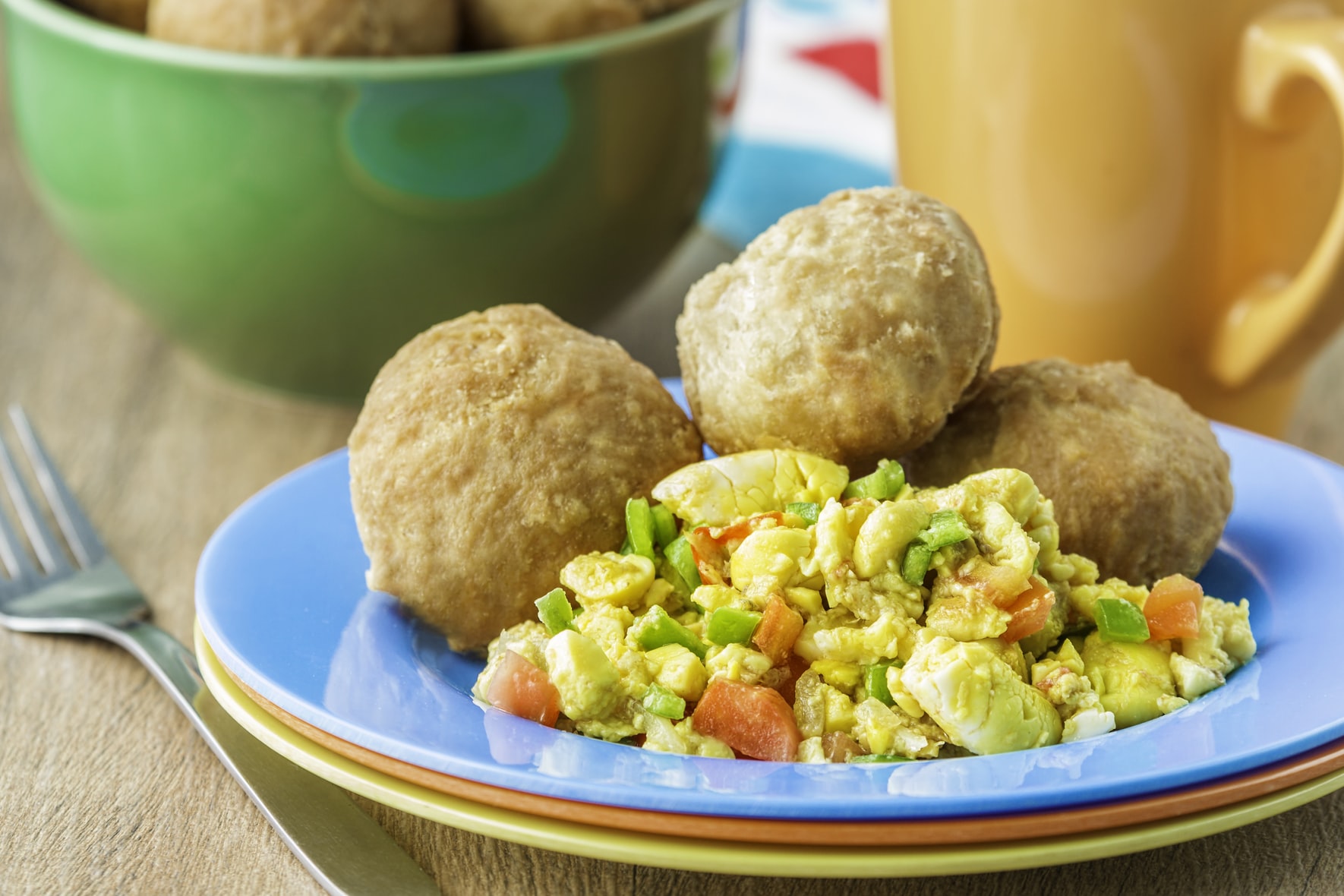 Jamaican Breakfast: 13 Best Breakfast In Jamaica That You Should Try. From delicious traditional food to sweet and healthy options.