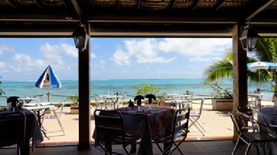 Moorea Food - 30 Best Restaurants In Moorea 28 Le Sunset, Moorea restaurants, restaurants in Moorea, plant based restaurants in Moorea, vegetarian restaurants in Moorea, vegan restaurants in Moorea, Moorea food, where to eat in Moorea, vegan in Moorea, vegetarian in Moorea