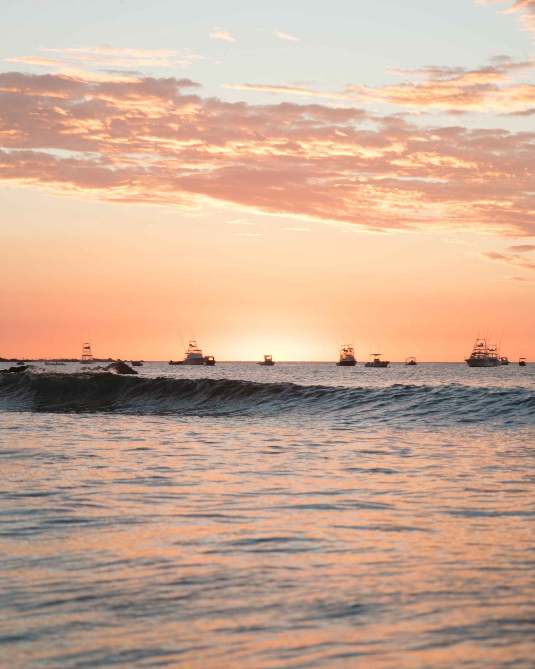 How To Get From Jaco To Tamarindo - All Possible Ways, cheapest way from Jaco to Tamarindo, Tamarindo to Manuel Antonio, Jaco to Tamarindo bus, Jaco Beach to Tamarindo bus, Puntarenas to Liberia bus, Liberia to Tamarindo bus, Jaco to Puntarenas bus