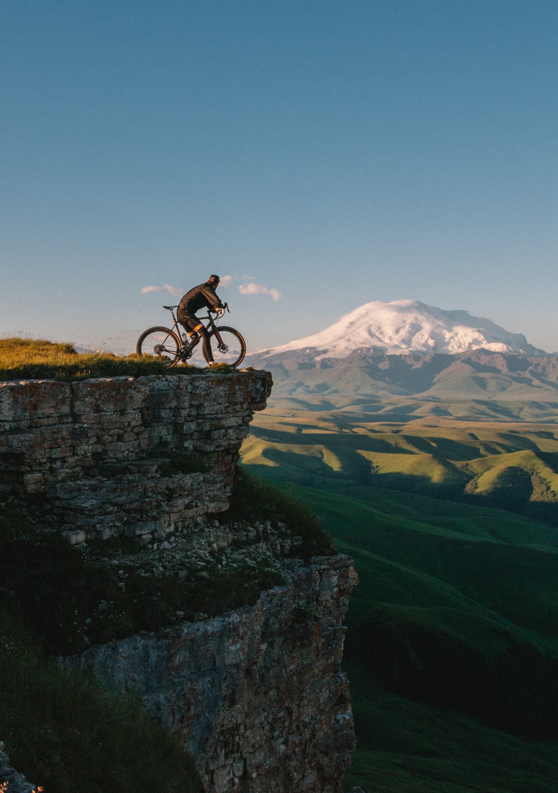 How To Get From Bucaramanga to San Gil Best Way 14 Biking San Gil, booking activities to din San Gil, things to do in san gil colombia, what to do in san gil, san gil colombia, adventure in san gil, prices activities in san gil, Macondo Hostel, Macondo Hostel in San Gil, where to stay in San Gil, San Gil hostel,