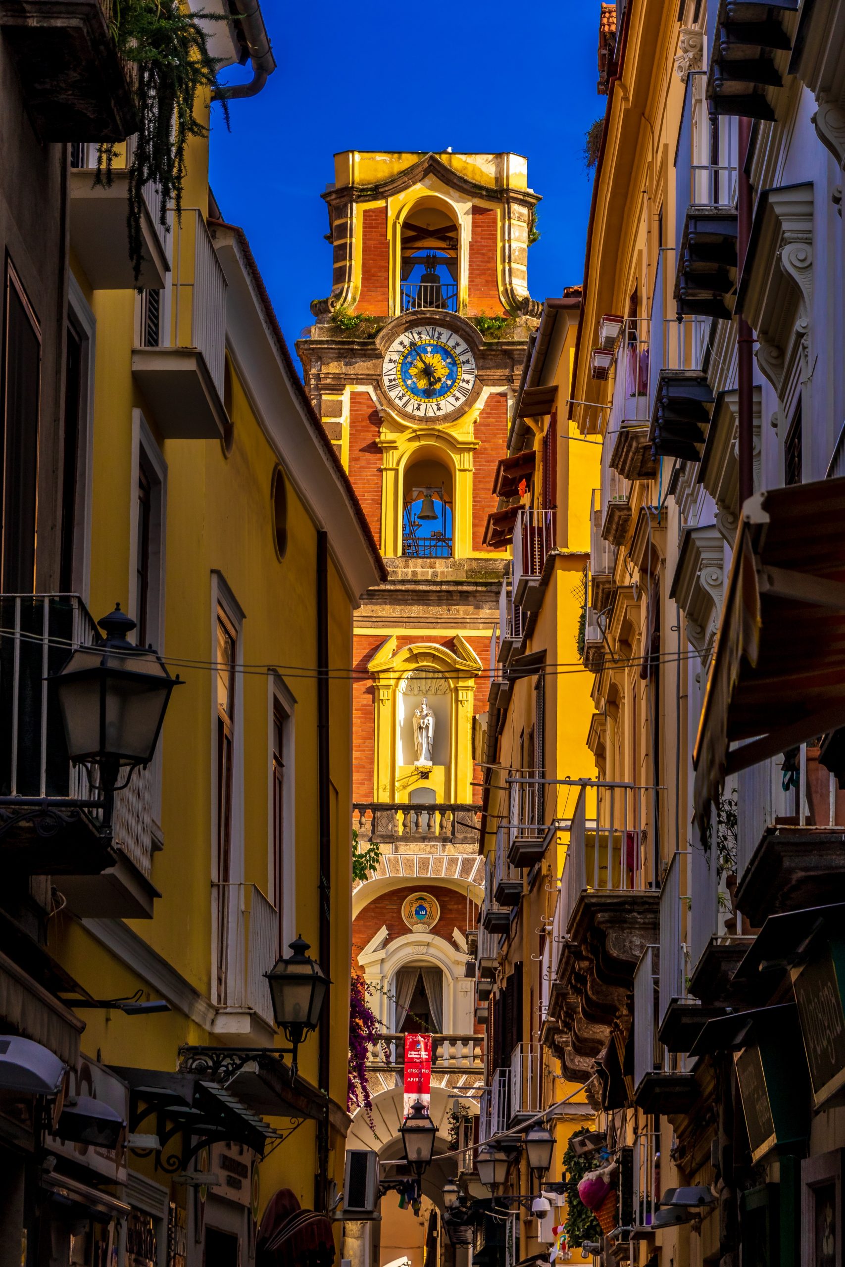 10 Worst Walkable Cities in Europe 6 10 Worst Walkable Cities in Europe, 8 Worst Cities To Travel In Europe, How To Get From Naples Airport To City Center - All Possible Ways, cheapest way from Naples airport to Downtown, cheapest way from Naples airport to city, Naples airport to city center, Naples airport to Naples, Naples Bus Airport, bus from Naples airport to city center, shuttle bus from Naples airport to city center, Alibus Naples airport to city center