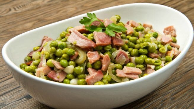 Traditional Peruvian Breakfast - 30 Best Breakfast Recipes In Peru That You Should Try 30 hABAS CON MENESTRA, breakfast in Peru, peruvian breakfast, traditional peruvian breakfast, typical peruvian breakfast