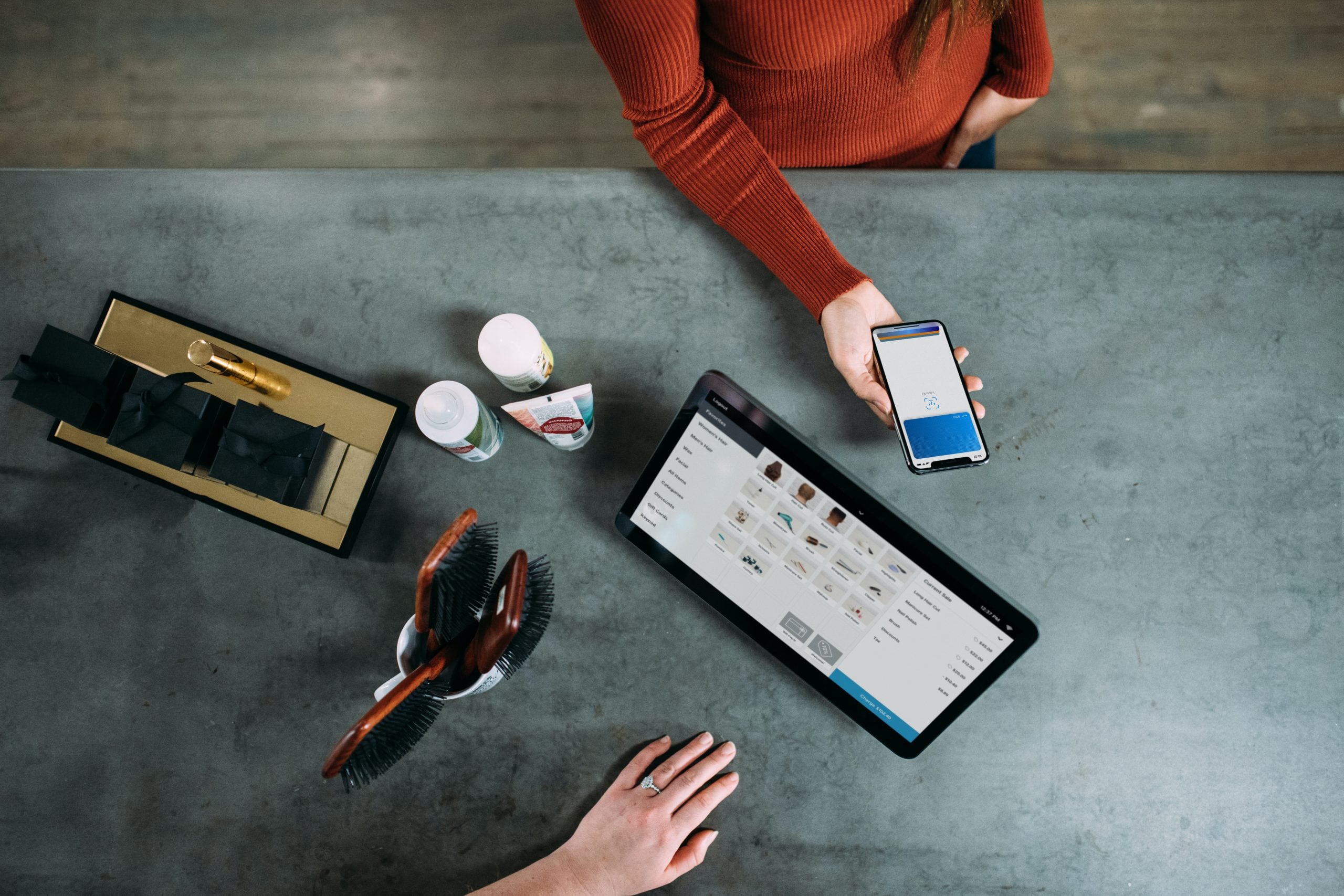 Wise vs Payoneer - Which Is One Is Better? 2 Wise vs Payoneer: Best Global Payment Service for Digital Nomads and Remote Workers