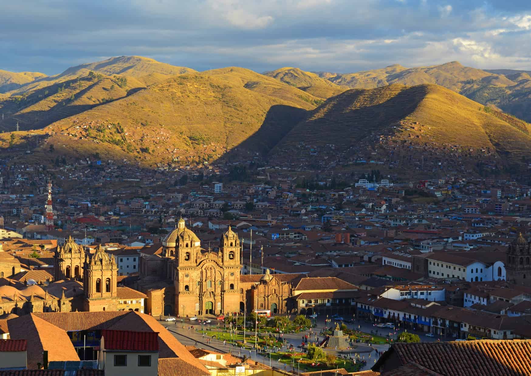 Comparison Lima vs Cusco - 10 Reasons to Pick the Best Peru Vacation For You 16 Cusco Square 2