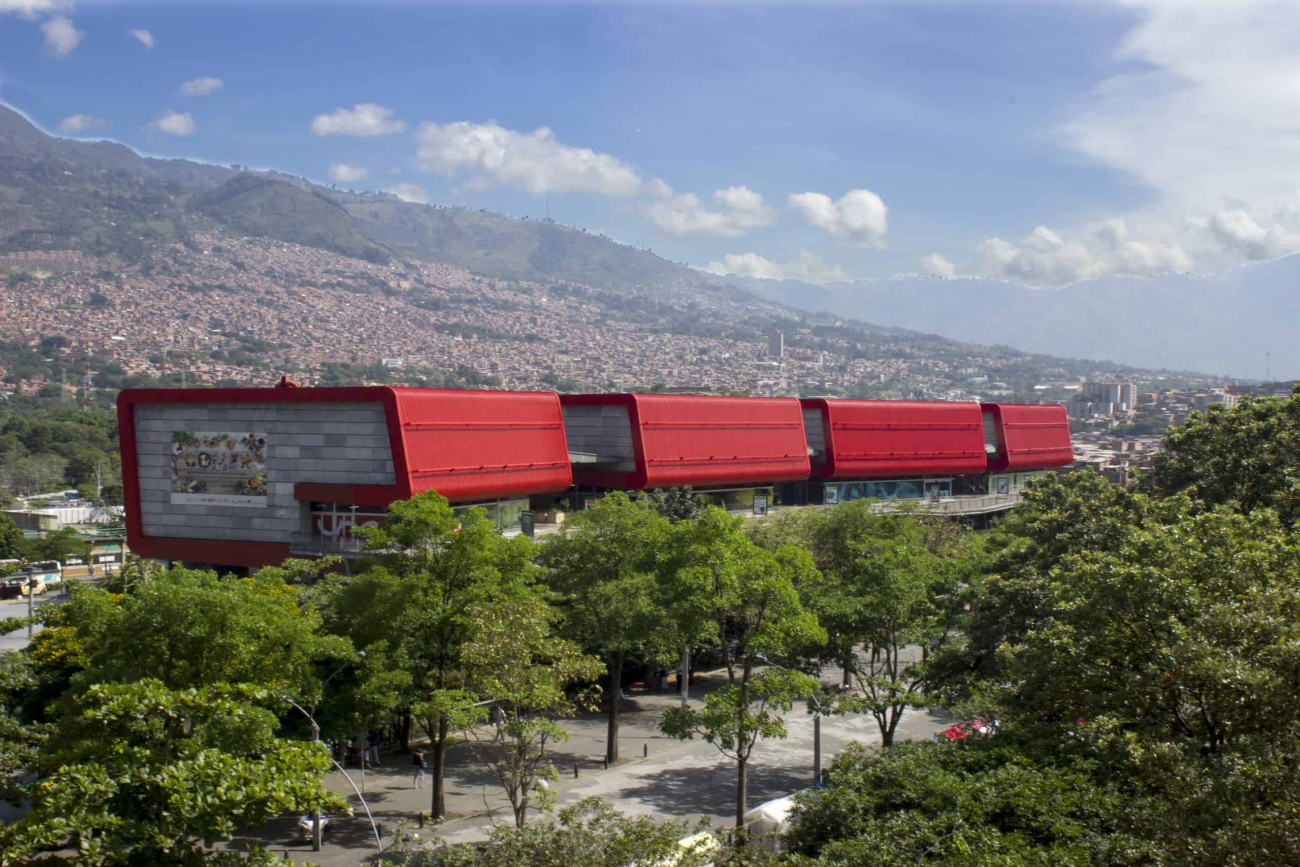 Medellin vs Cartagena: Which Colombian Destination Is Truly Better? 26 Parque Explora - Medellin vs Bogota, Bogota vs Medellin , Cartagena vs Medellin - 10 Best Reasons to Visit Each City