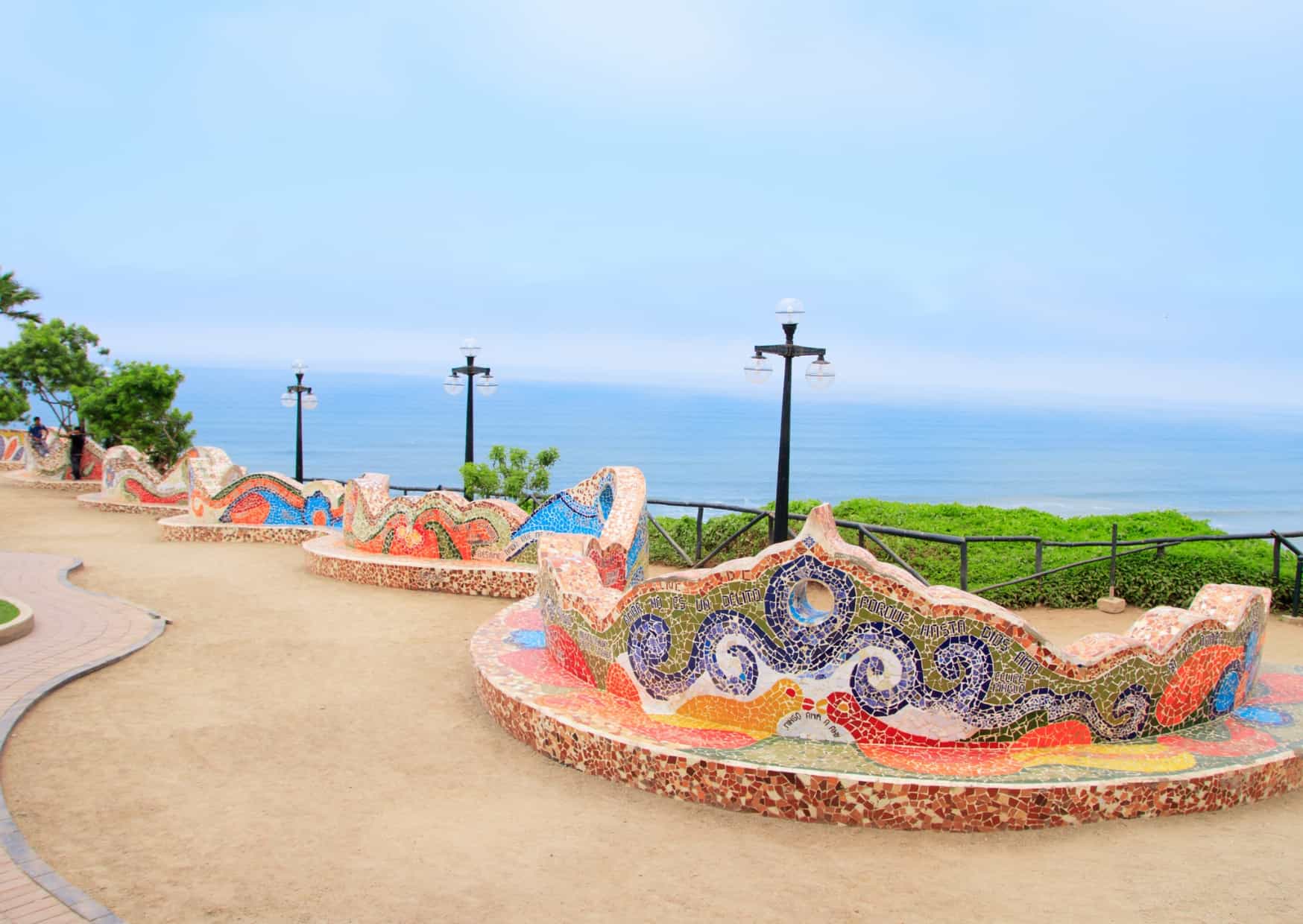 Comparison Lima vs Cusco - 10 Reasons to Pick the Best Peru Vacation For You 4 Parque del Amor - Lima vs Cusco