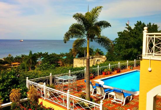Comparison Ocho Rios vs Montego Bay - Which One Is Better Vacation In Jamaica 16 Ocho Rios vs Montego Bay - Best 5 Reasons to Choosing Your Next Jamaican Holiday Spot
