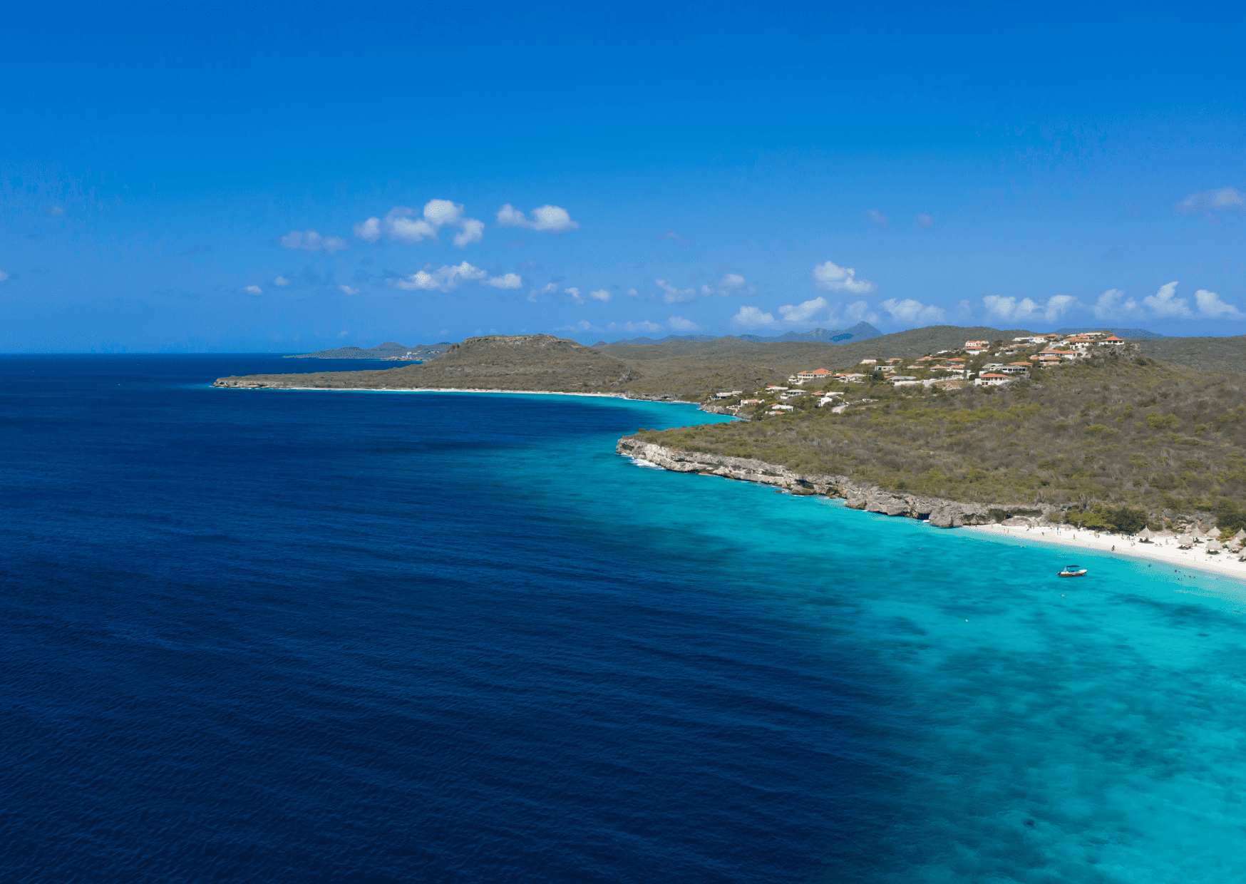 Comparison Aruba vs Curacao - Which is the Better Caribbean Trip? 20 Cas Abao Curacao - Aruba vs Curacao