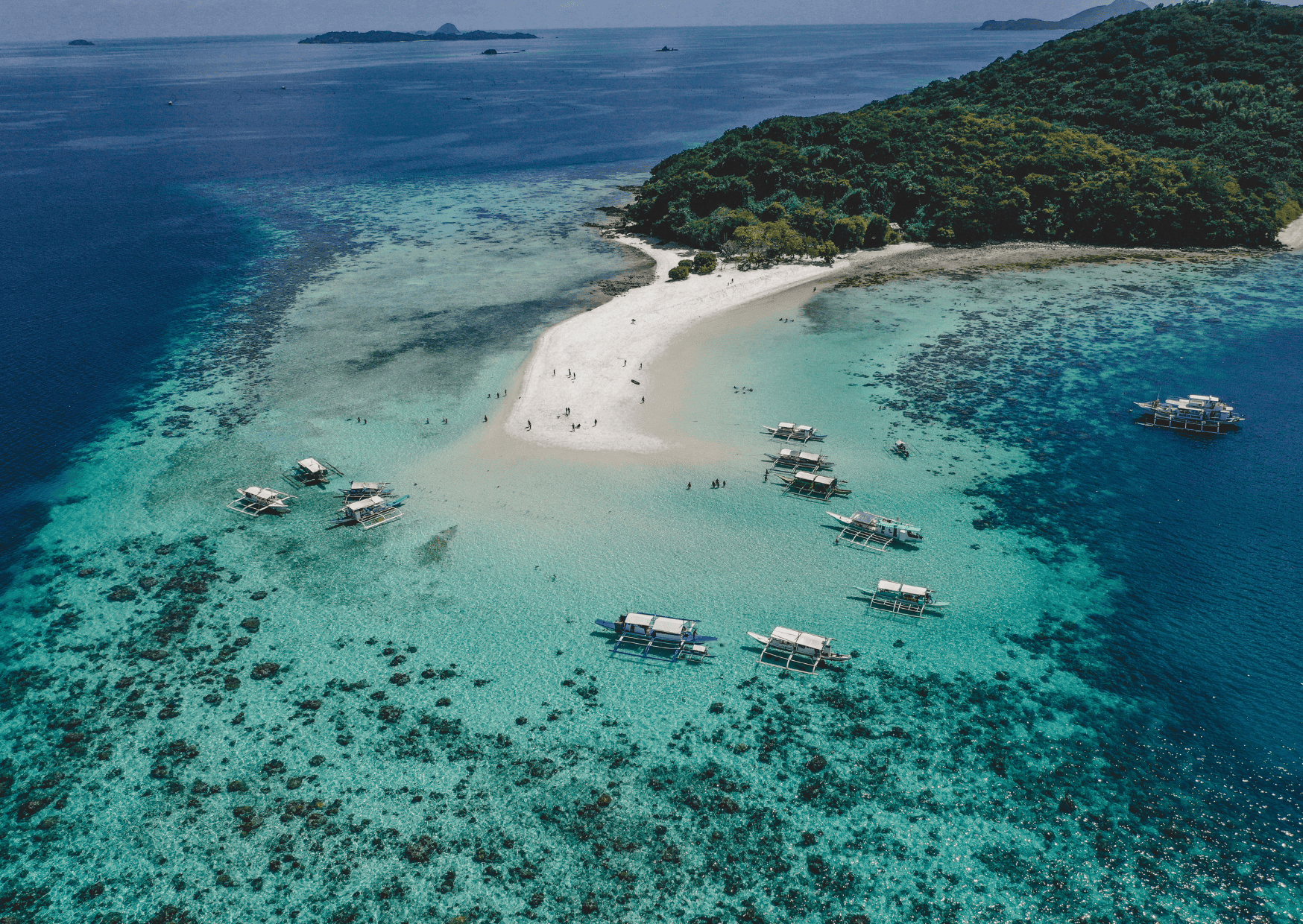 Comparison El Nido vs Coron - Which is the Better? 21 Ditaytayan Island Coron Palawan Gamintraveler
