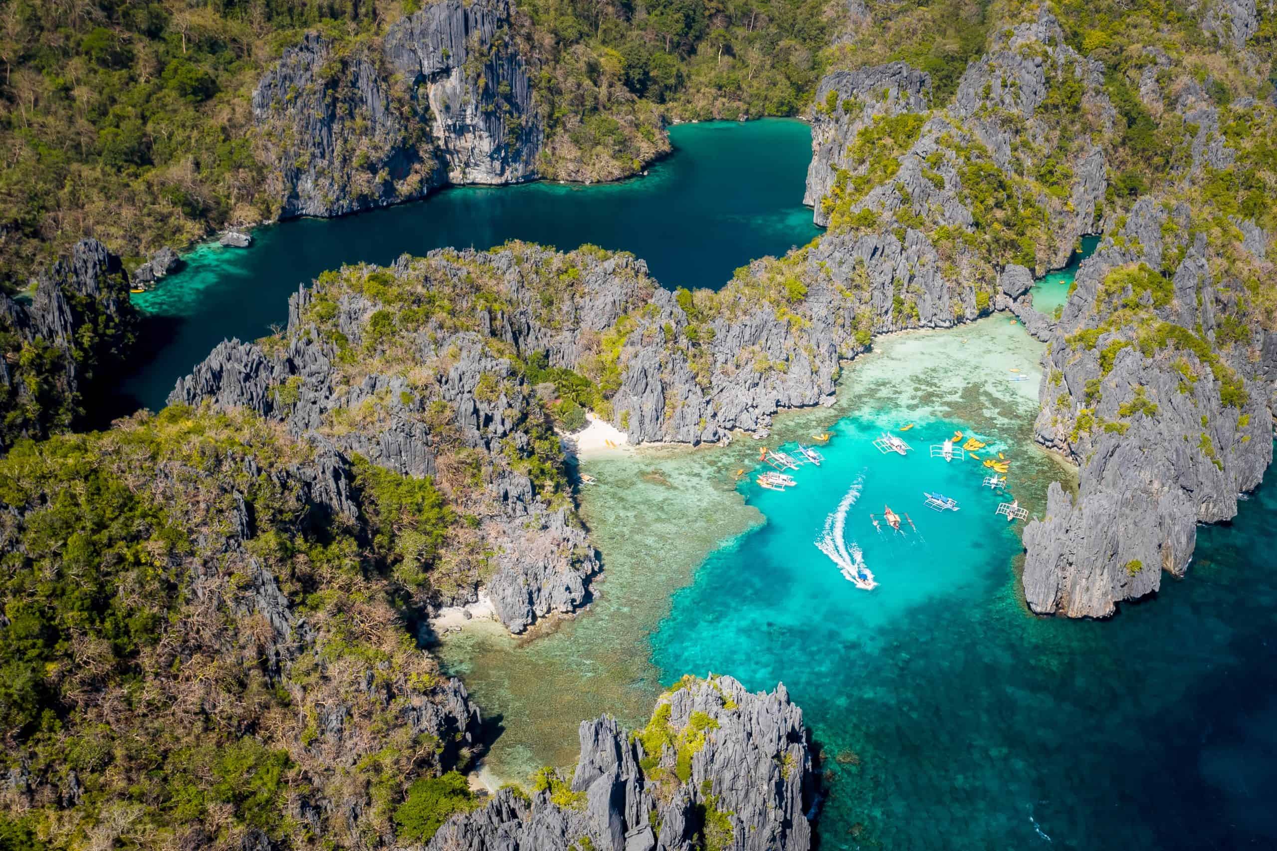 Comparison El Nido vs Coron - Which is the Better? 7 El Nido vs Coron Big Lagoon Tour A El Nido Palawan Philippines Gamintraveler scaled