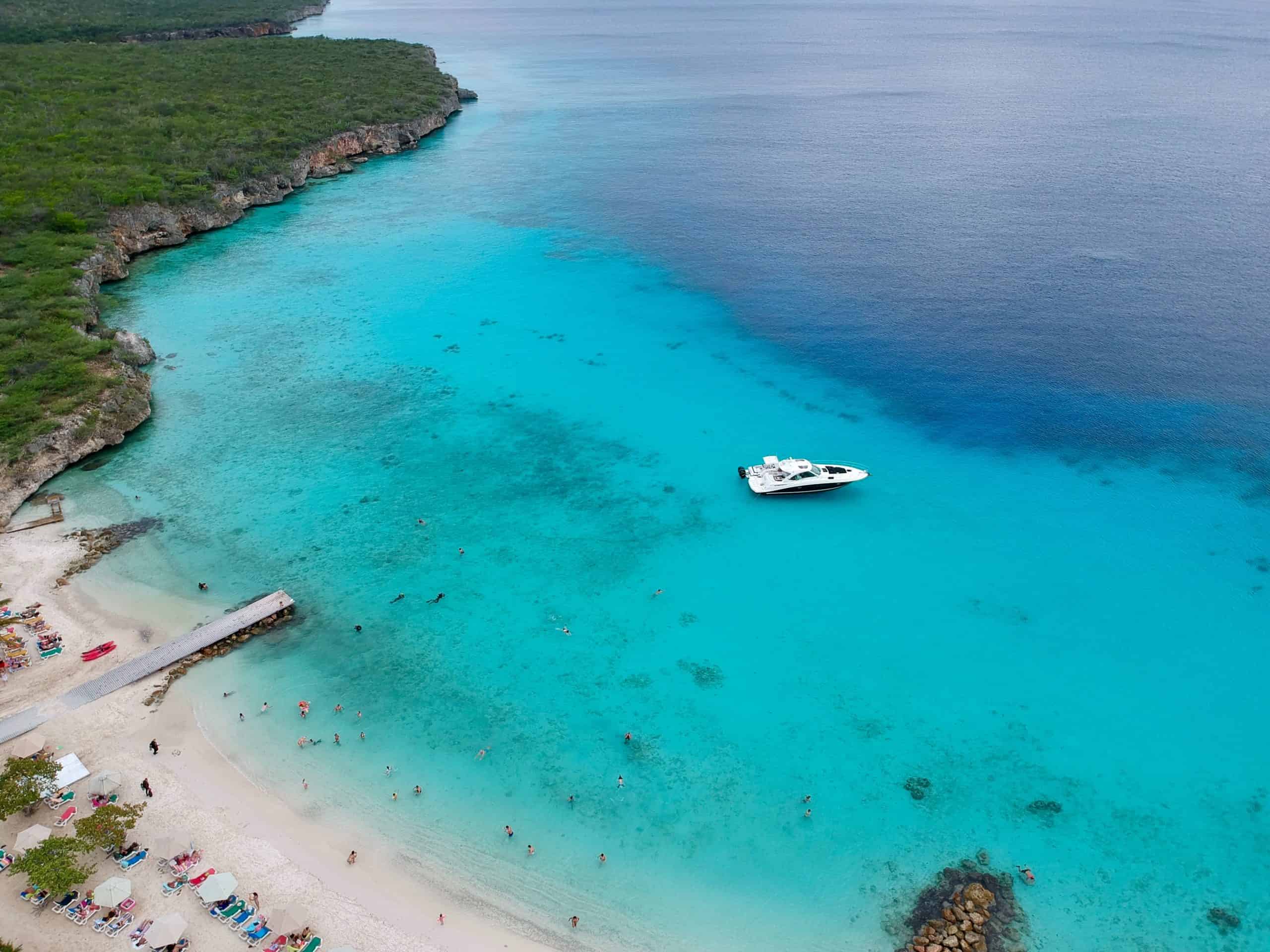 Comparison Aruba vs Curacao - Which is the Better Caribbean Trip? 28 Playa Porto Mari Curacao scaled