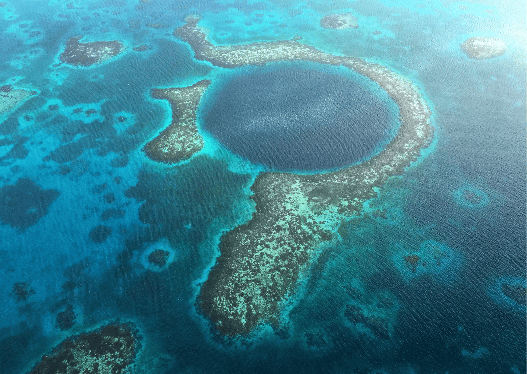 Comparison Aruba vs Belize - Which is the Better Vacation? 20 Blue Hole in Belize - Aruba vs Belize - Which is the Better Vacation?