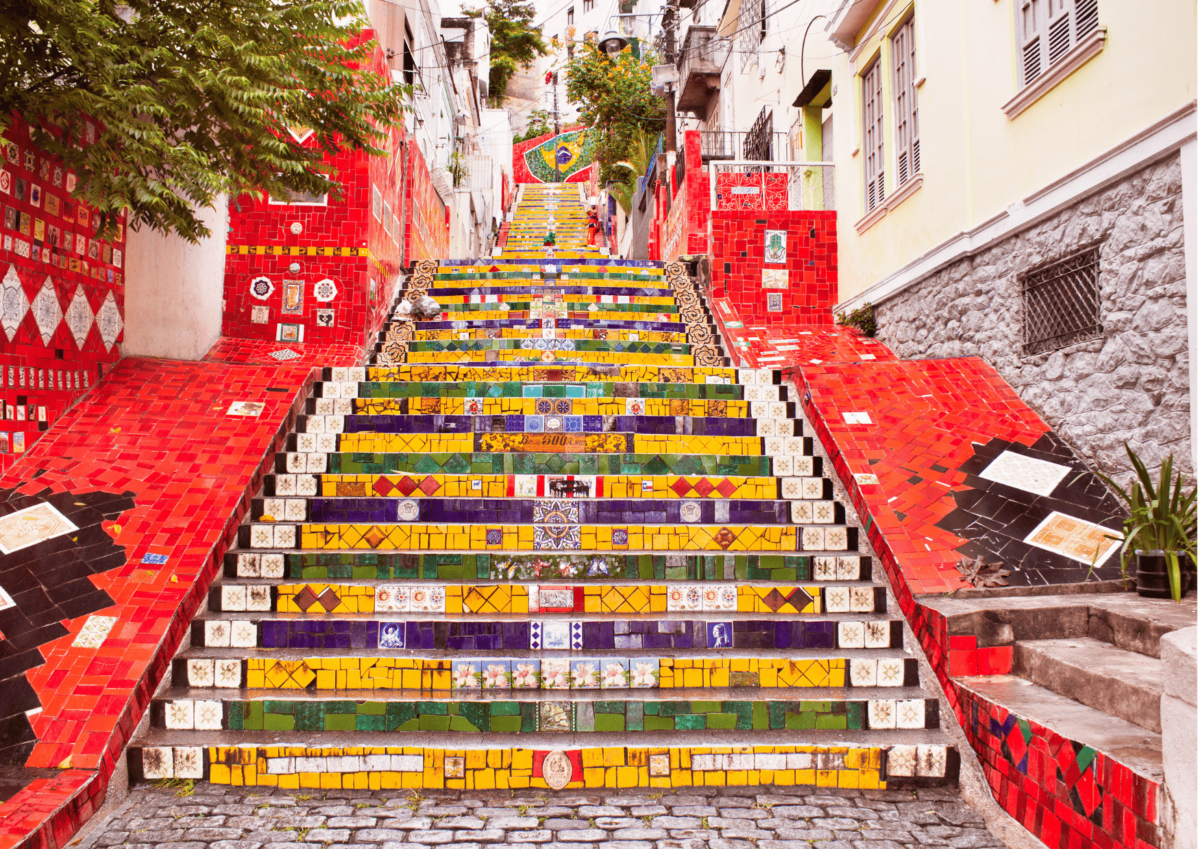 Comparison Sao Paulo vs Rio de Janeiro - Which is Better? 11 Escadaria Selarón in Santa Teresa in Rio de Janeiro, Sao Paulo vs Rio de Janeiro - Which is Better?