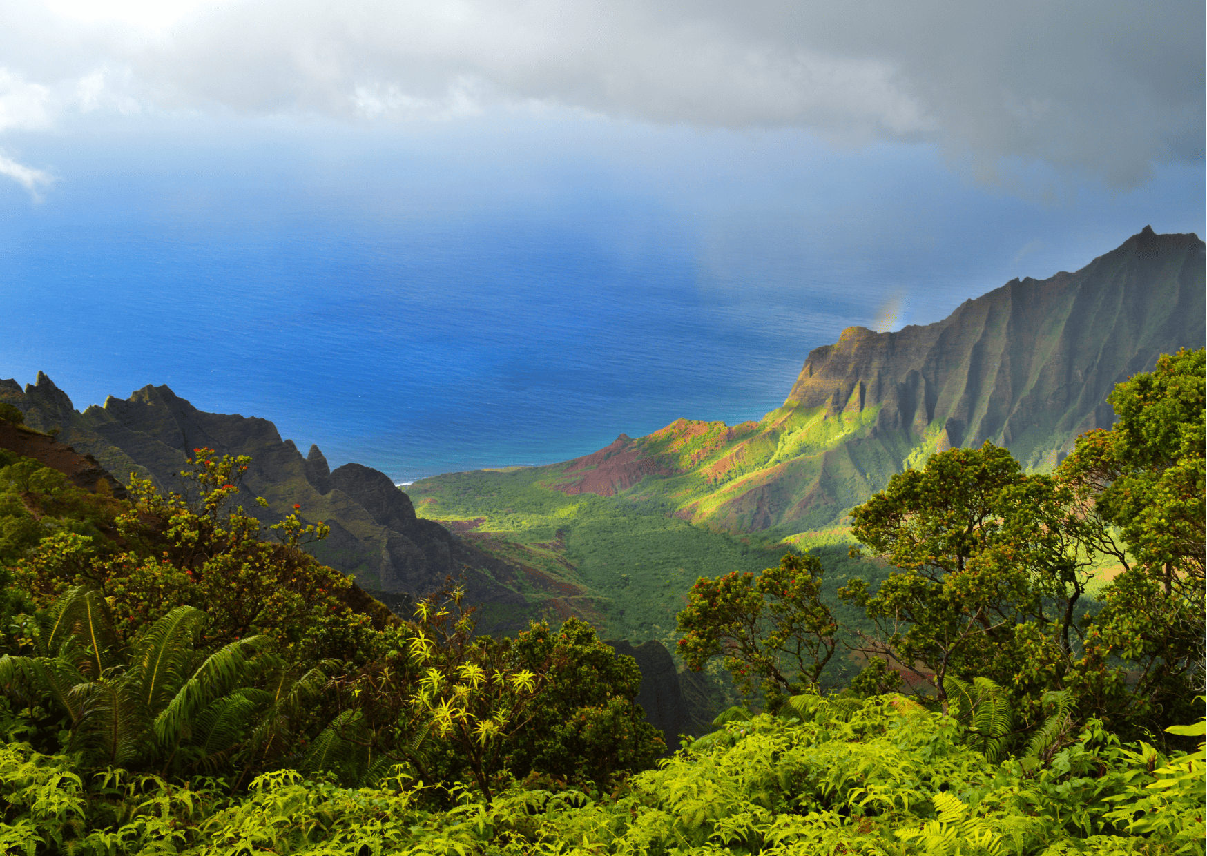 Comparison Kauai vs Oahu - Which is the Better Vacation for You 3 OAHU VS KAUAI