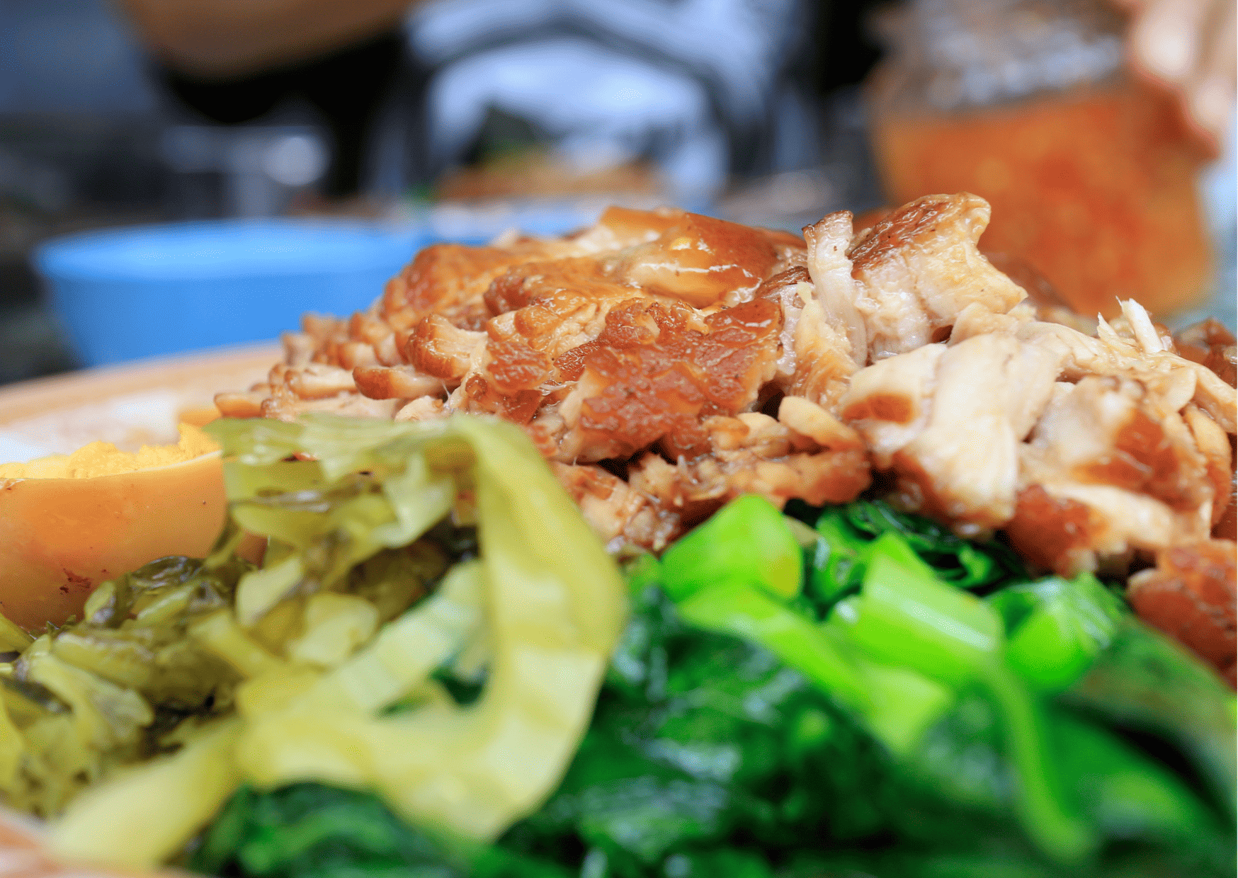 Why Thai Breakfast Will Change the Way You Eat Mornings Forever (20 Dishes You’re Missing Out On) 5 Khao Kha Moo, typical thai breakfast, Breakfast in Thailand, Thai breakfast food, traditional Thai breakfast food, Thai breakfast foods,
