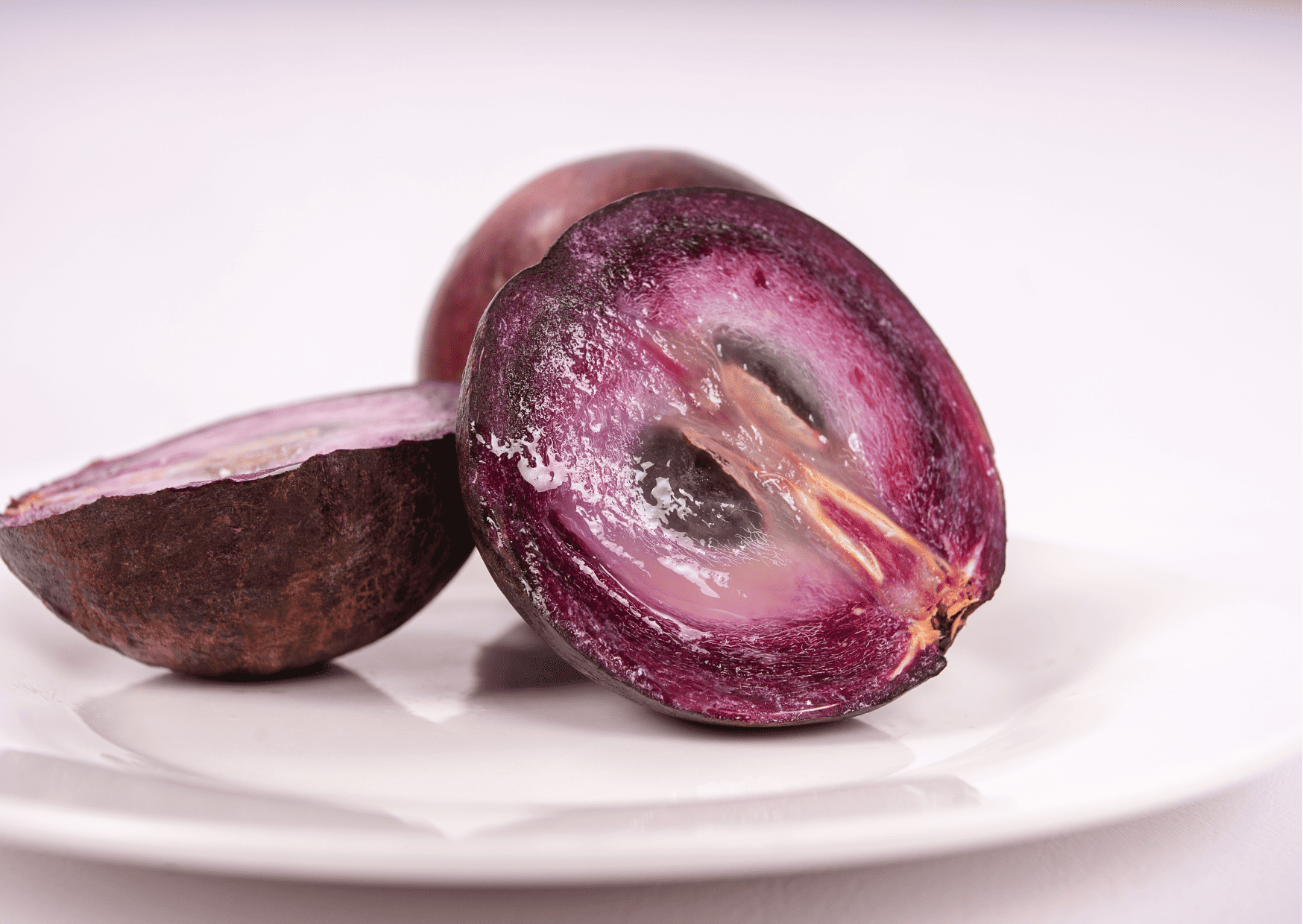 Fruits in Panama - 32 Exotic Panamanian Fruits You Need to Try When in Panama 8 Fruits in Panama - 32 Exotic Panamanian Fruits You Need to Try When in Panama, Caimito,