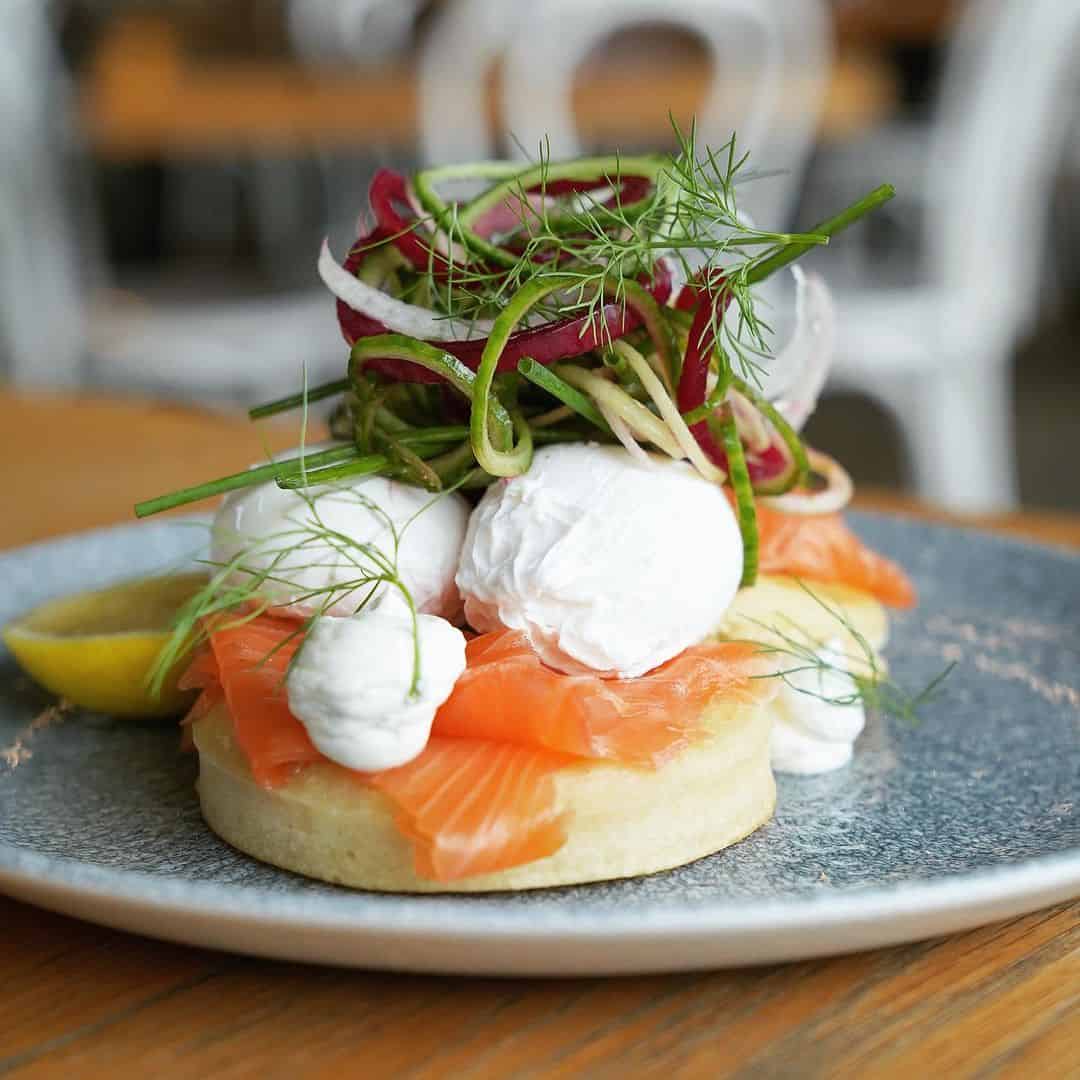 Tourist Traps to Avoid in Dubai And How to Avoid Them, Dubai Breakfast - Top Breakfasts in Dubai to Try When Visiting