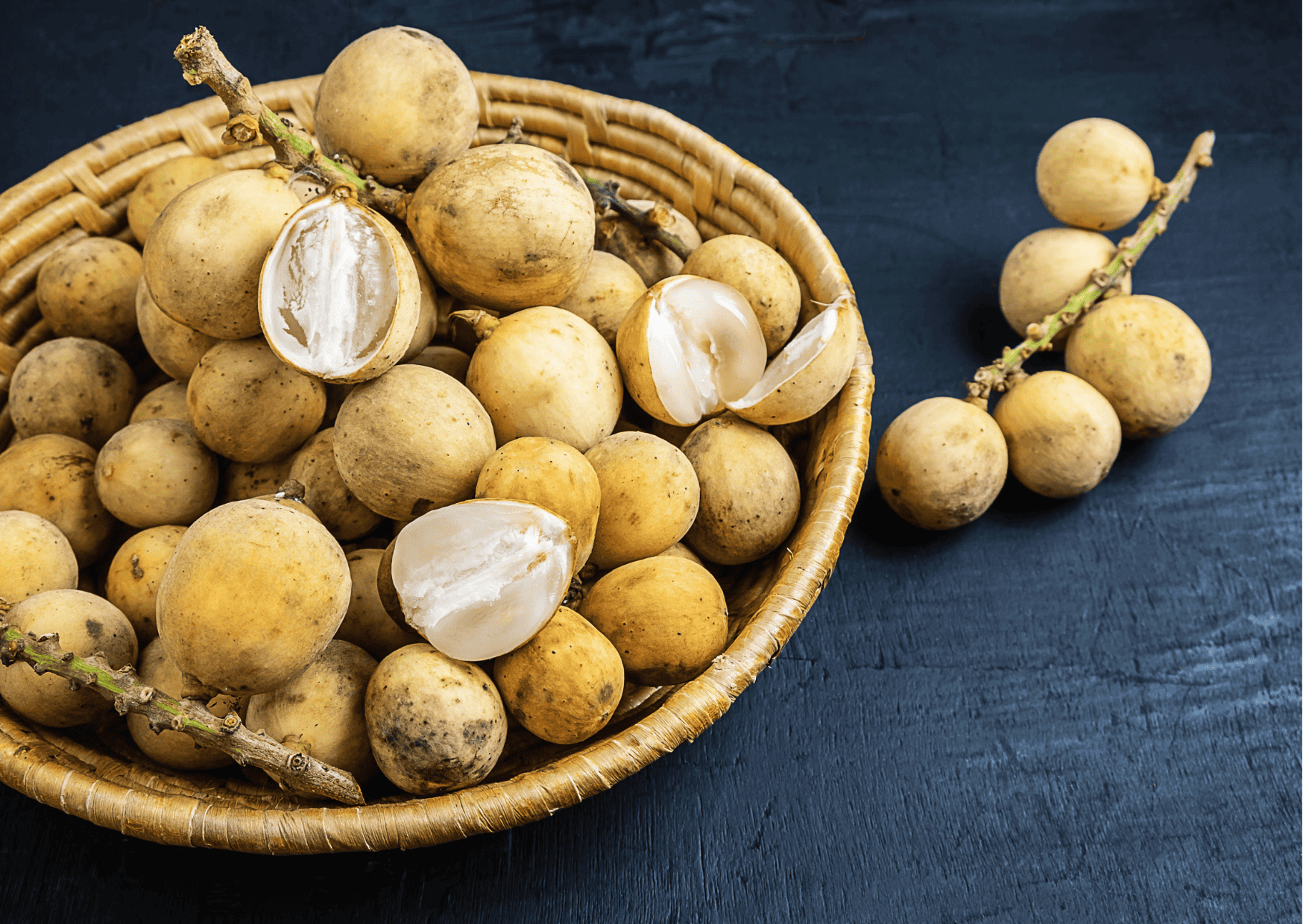 Fruits in Singapore: 25 Tropical Singapore Fruits to Try and Singapore Desserts 15 Fruits in Singapore: 25 Tropical Singapore Fruits to Try and Singapore Desserts