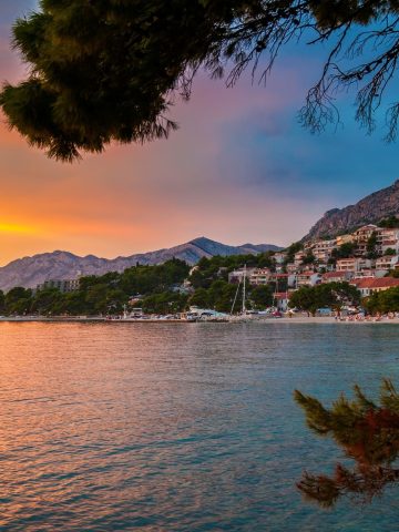 How To Get From Dubrovnik to Brela Best Way, Dubrovnik to Brela, cheapest way from Dubrovnik to Brela, bus from Dubrovnik to Brela, taxi from Dubrovnik to Brela, private transfer from Dubrovnik to Brela, ferry from Dubrovnik to Brela,