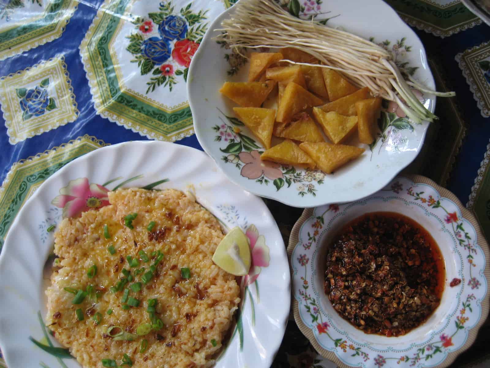 Breakfast in Myanmar - 20+ Burmese Breakfast Dishes for You To Try 8 breakfast in myanmar, burmese breakfast