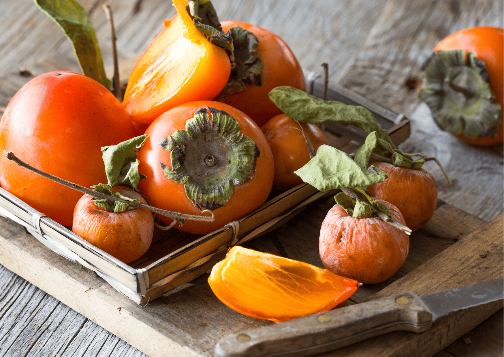 Kaki (Japanese Persimmon), japan fruits, fruits in japan, traditional fruits in japan to try, traditional japanese fruits