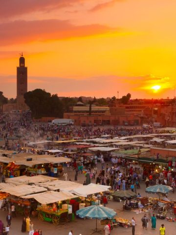 How To Get From Casablanca to Marrakech Airport Best Way, cheapest way from Casablanca to Marrakech Airport cheapest way from Casablanca to Marrakech, Casablanca to Marrakech Airport, Casablanca to Marrakech, Casablanca to Marrakech Airport by Bus, bus from Casablanca to Marrakech, train from Casablanca to Marrakech, taxi Casablanca to Marrakech Airport, Uber from Casablanca to Marrakech Airport, Casablanca to Marrakech Airport by bus, private transfer from Casablanca to Marrakech Airport, CASABLANCA TO MARRAKECH AIRPORT