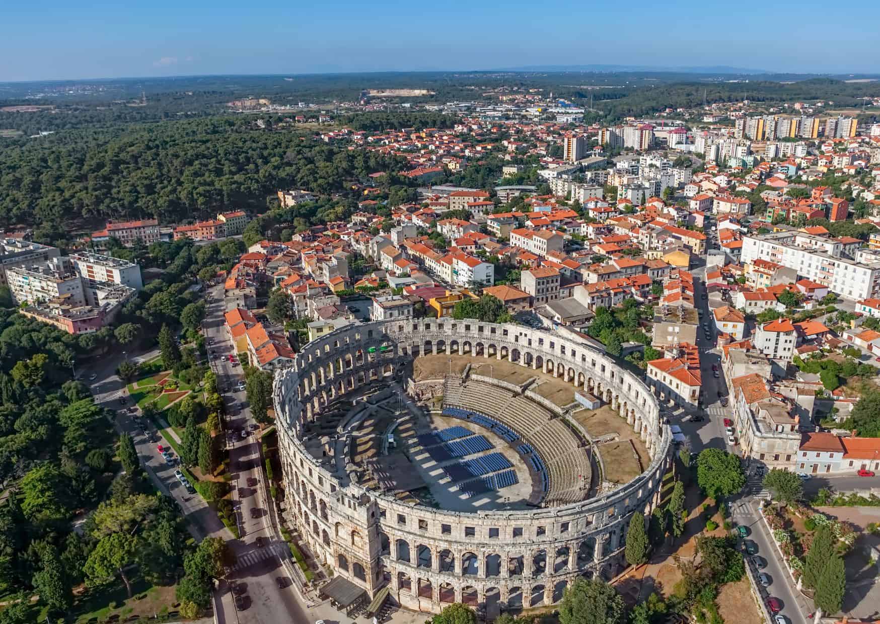 How To Get From Split to Pula Best Way 3 How To Get From Split to Pula Best Way, Split to Pula, cheapest way from Split to Pula, bus from Split to Pula, taxi from Split to Pula, private transfer from Split to Pula, train from Split to Pula, by plane from Split to Pula,