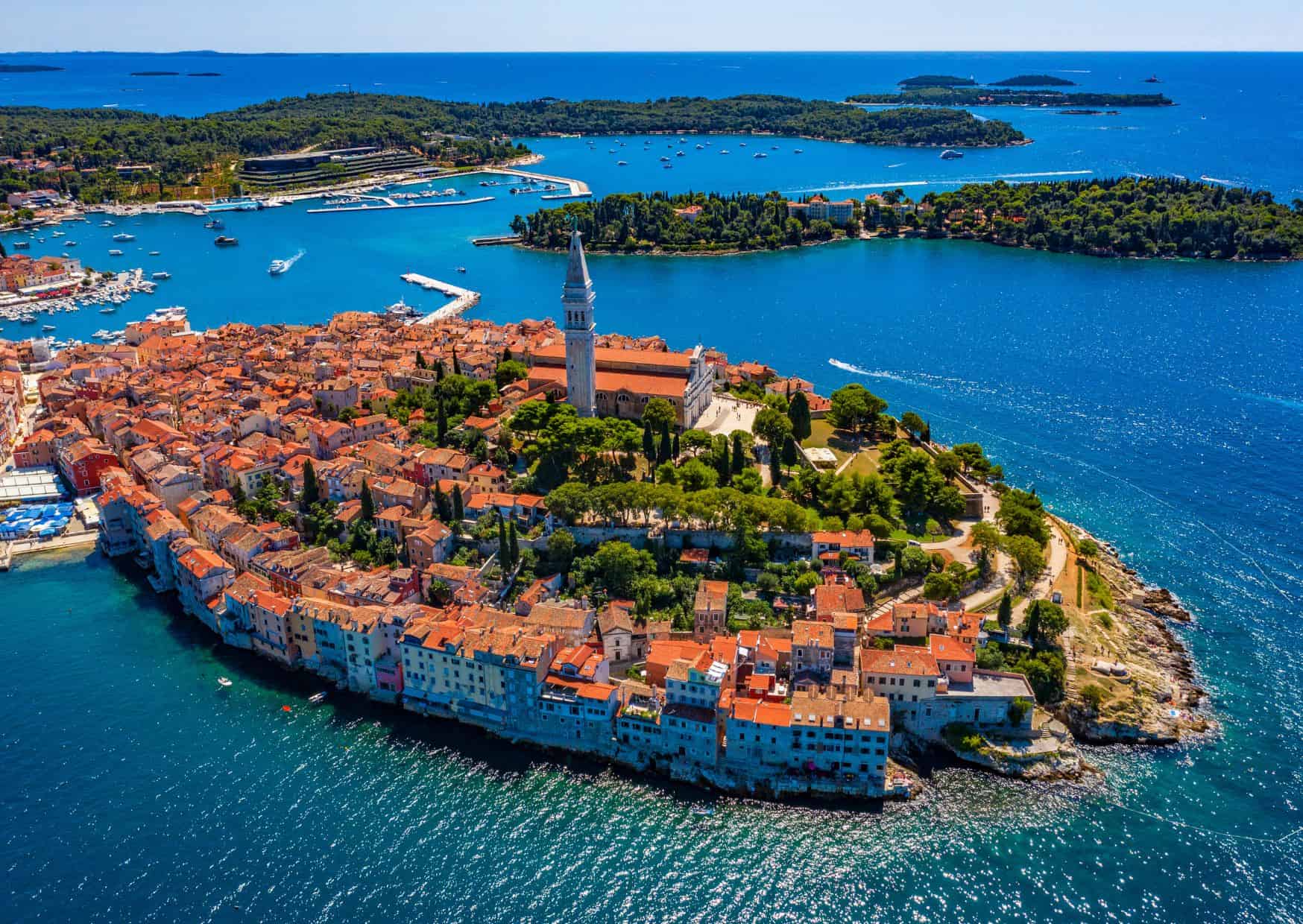 How To Get From Zagreb to Rovinj Best Way 2 How To Get From Zagreb to Rovinj Best Way, Zagreb to Rovinj, cheapest way from Zagreb to Rovinj, bus from Zagreb to Rovinj, taxi from Zagreb to Rovinj, private transfer from Zagreb to Rovinj, train from Zagreb to Rovinj, by plane from Zagreb to Rovinj