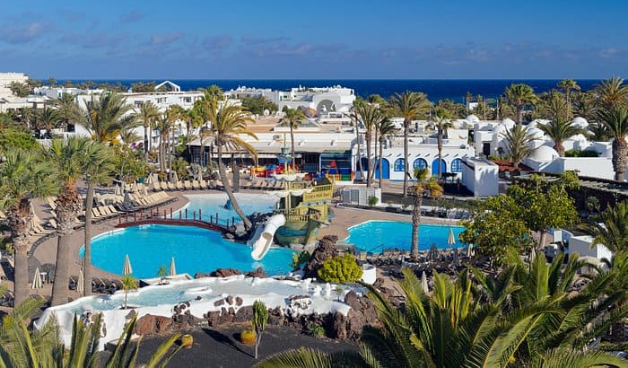 Lanzarote Waterparks: Choose from 15+ Lanzarote Hotels with Waterparks 2023 2 Lanzarote Waterparks: Choose from 15+ Lanzarote Hotels with Waterparks 2023
