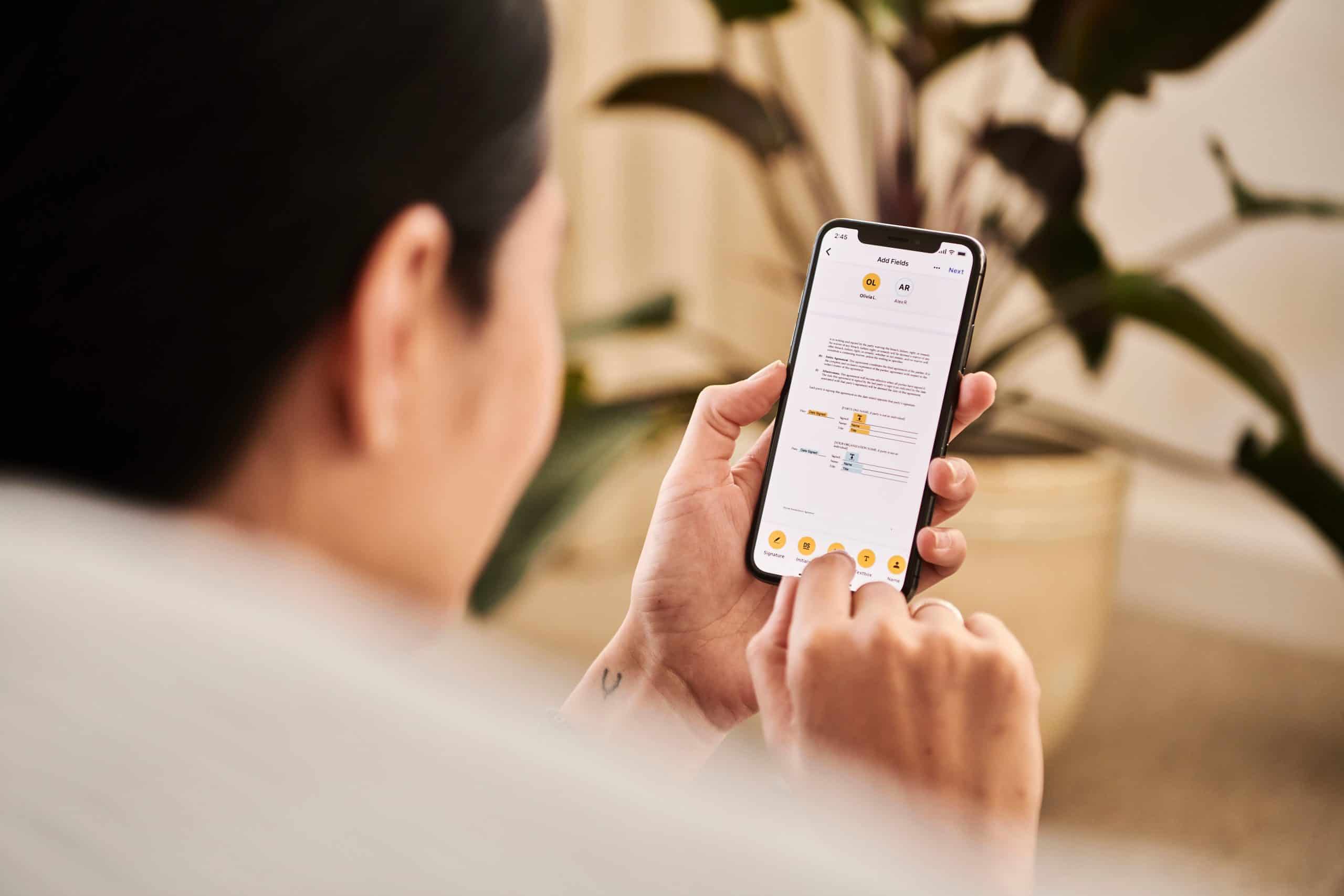 Unlimited Data Or Cheap Data Packages: Maya vs Airalo - Which is the Better Travel eSIM 2 maya vs airalo, airalo vs maya, travel esim, reliable esim provider