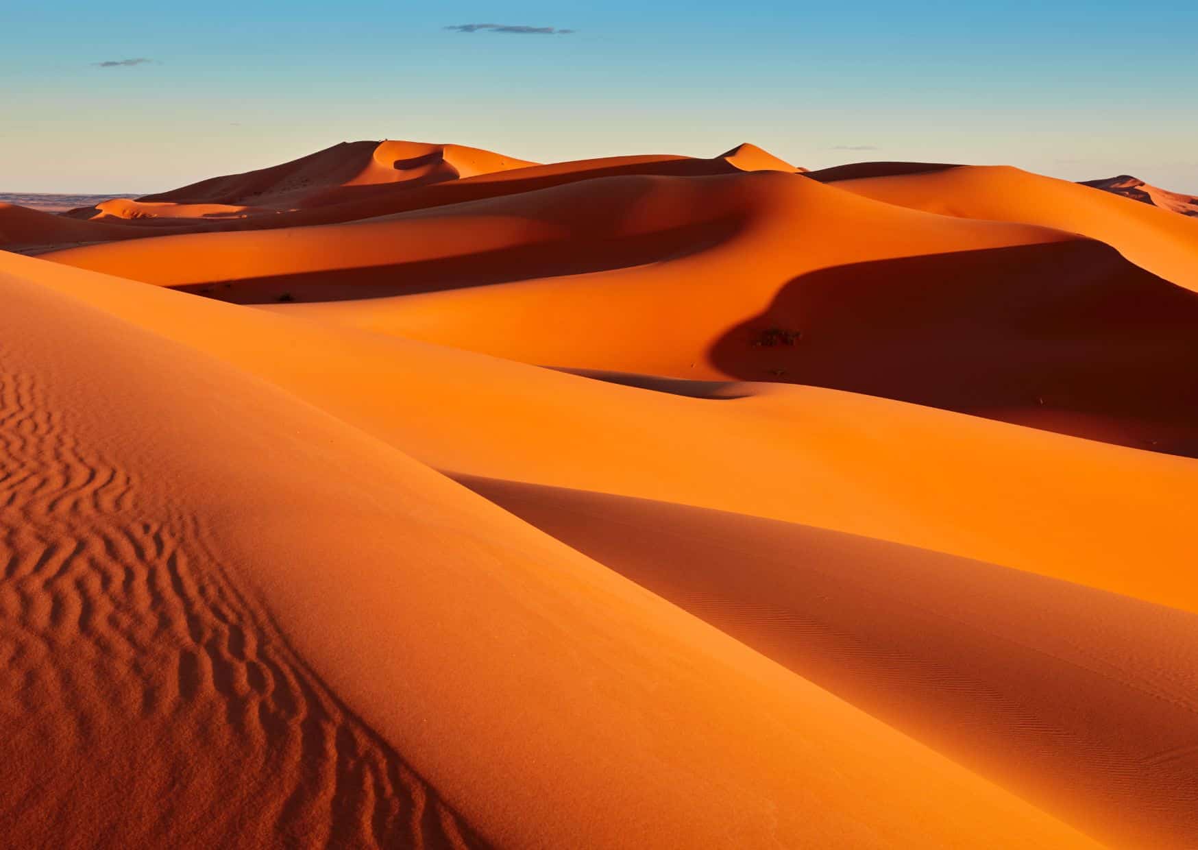 How To Get From Fez to Merzouga Best Way, Fez to Merzouga, cheapest way from Fez to Merzouga, best way from Fez to Merzouga, Fez to Merzouga by bus, bus from Fez to Merzouga, taxi from Fez to Merzouga, private transfer from Fez to Merzouga, Shared Van from Fez to Merzouga, rent a car at Fez, train from Fez to Merzouga,