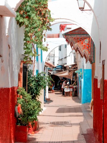 How To Get From Chefchaouen to Rabat Best Way, Chefchaouen to Rabat, cheapest way from Chefchaouen to Rabat, best way from Chefchaouen to Rabat, Chefchaouen to Rabat by bus, bus from Chefchaouen to Rabat, taxi from Chefchaouen to Rabat, private transfer from Chefchaouen to Rabat, Shared Van from Chefchaouen to Rabat, rent a car at Chefchaouen, train from Chefchaouen to Rabat