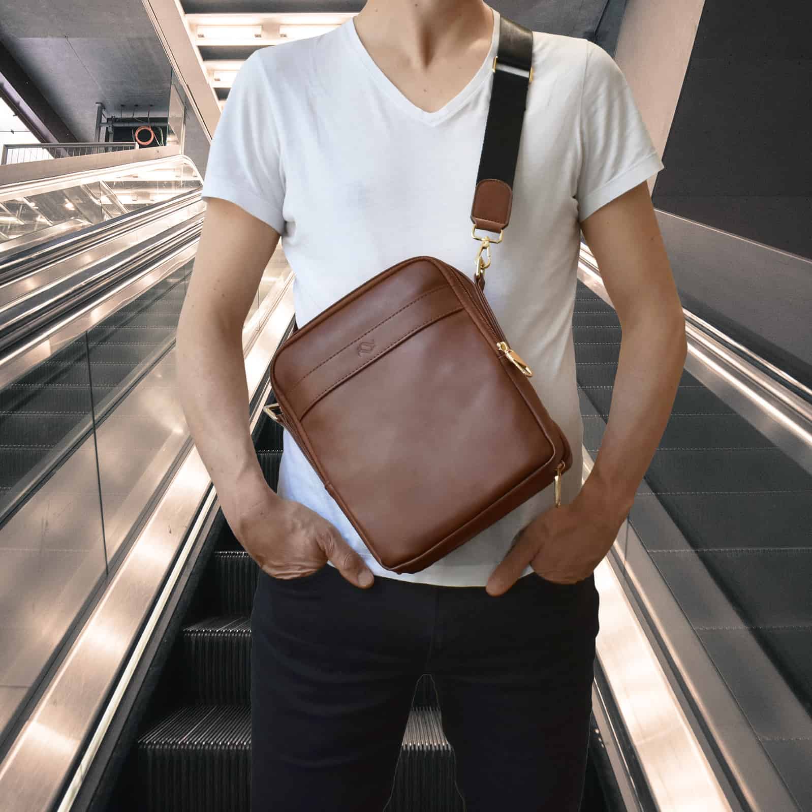 17 Ways to Pack Smarter, Not Heavier 6 Driibe Holiday 4 in 1 Bag city Crossbody Man Front 2 F 7 2