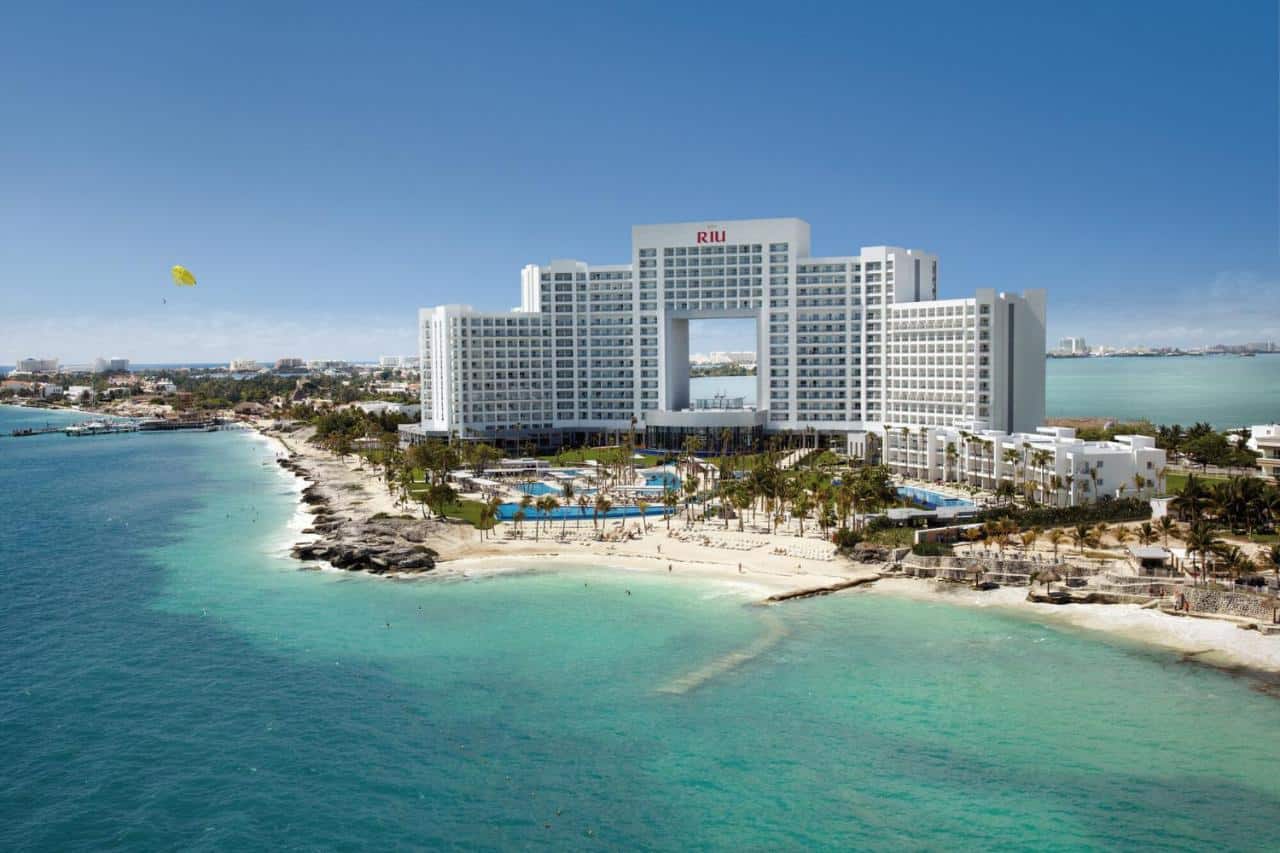 If You Want Culture, Here’s the Ranking: Mexico vs Colombia vs Spain vs Italy 3 How To Save Money While Traveling, 10+ Best and Cheap All Inclusive Singles Resorts Cancun Mexico