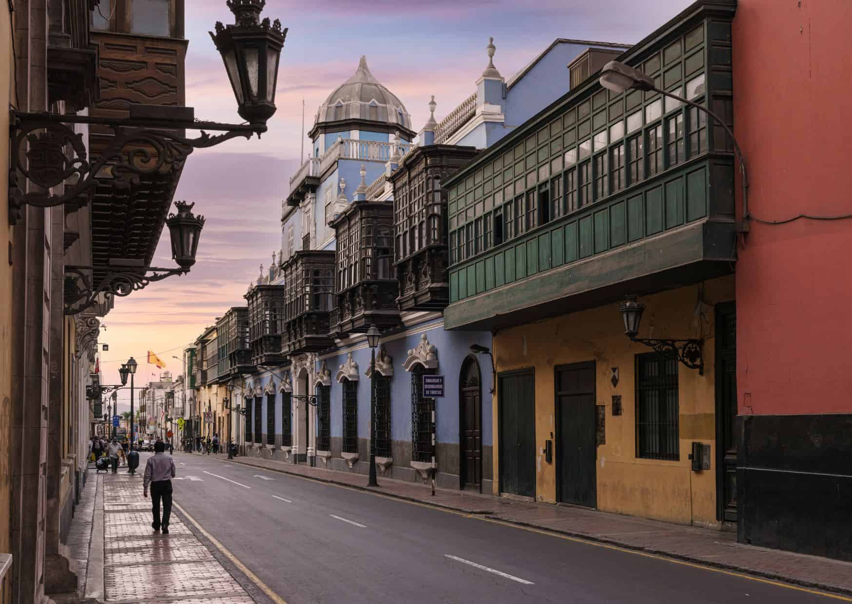 How To Get From Trujillo to Lima Airport Best Way 2 How To Get From Trujillo to Lima Airport Best Way, Trujillo to Lima Airport, cheapest way from Trujillo to Lima, Trujillo to Lima, bus from Trujillo to Lima, by plane from Trujillo to Lima, best way from Trujillo to Lima, taxi from Trujillo to Lima