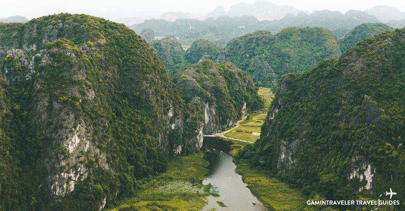How To Get From Hue to Ninh Binh Best Way 2 How To Get From Hue to Ninh Binh Best Way, best way from Hue to Ninh Binh, cheapest way from Hue to Ninh Binh, Hue to Ninh Binh, bus from Hue to Ninh Binh, by plane from Hue to Ninh Binh, Hue to Ninh Binh by van, Hue to Ninh Binh by bus,