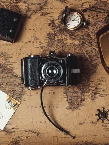 Best Tips for Flying - Before, During And After Your Flight, 4 Creative Ways You Can Document Your Travels Using Smart Tech