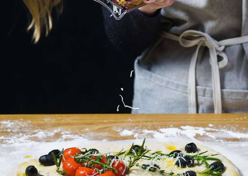 How to Make Foccacia – An Authentic Foccacia (Recipe Guide)