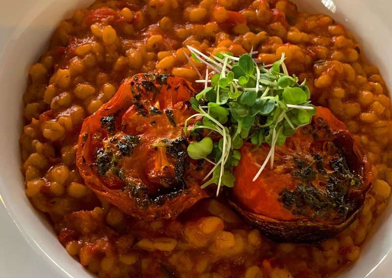 The Real Difference Between Paella and Risotto And Why Technique Changes Everything 4 Paella vs Risotto What is the Difference And Who Wins, How to Make Rissoto – An Authentic Rissoto (Recipe Guide)