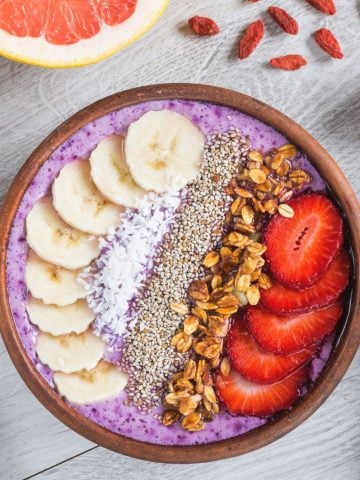 10 Most Delicious Breakfast To Try Around The World (Recipe Guide), How to Make Acai – Authentic Acai (Recipe Guide)
